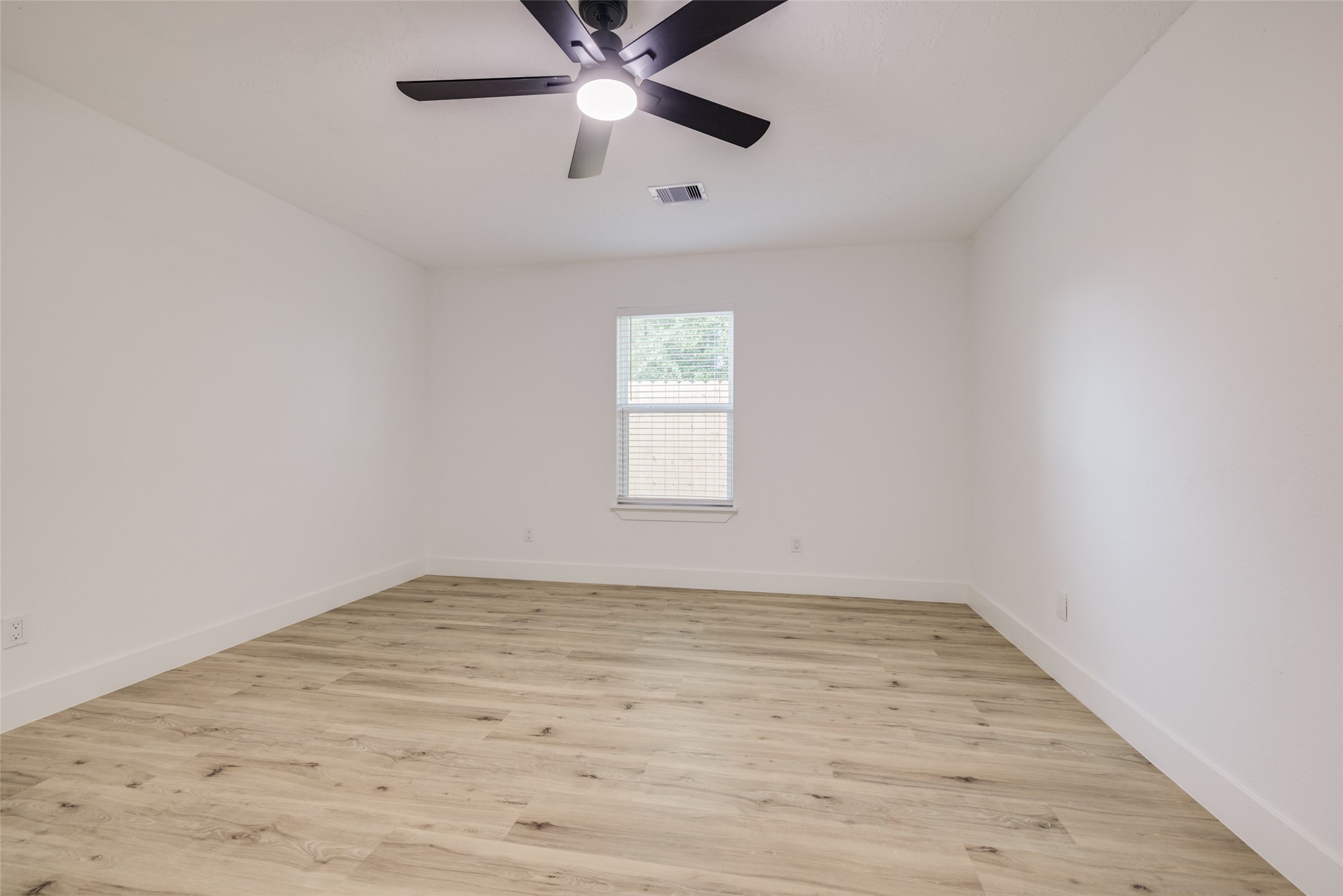 7067 Road 5913 10 Property Photo 20