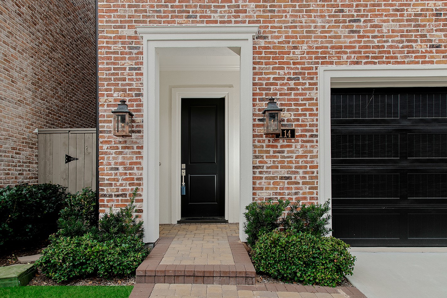 114 Sycamore Street Property Photo 2