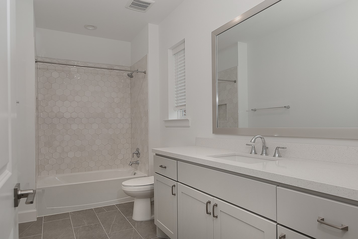 114 Sycamore Street Property Photo 16