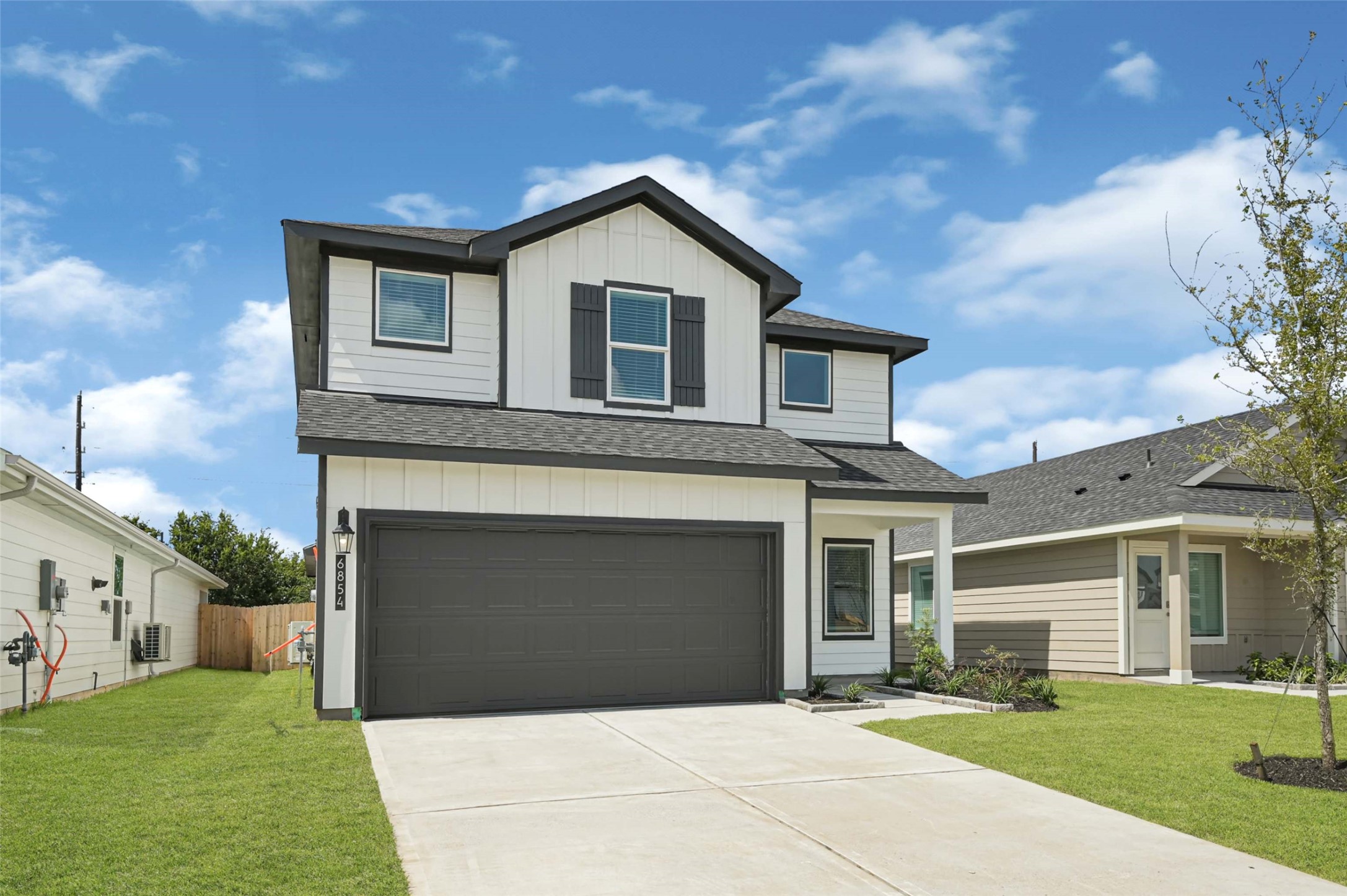 6719 Canyon Breeze Drive Property Photo 1