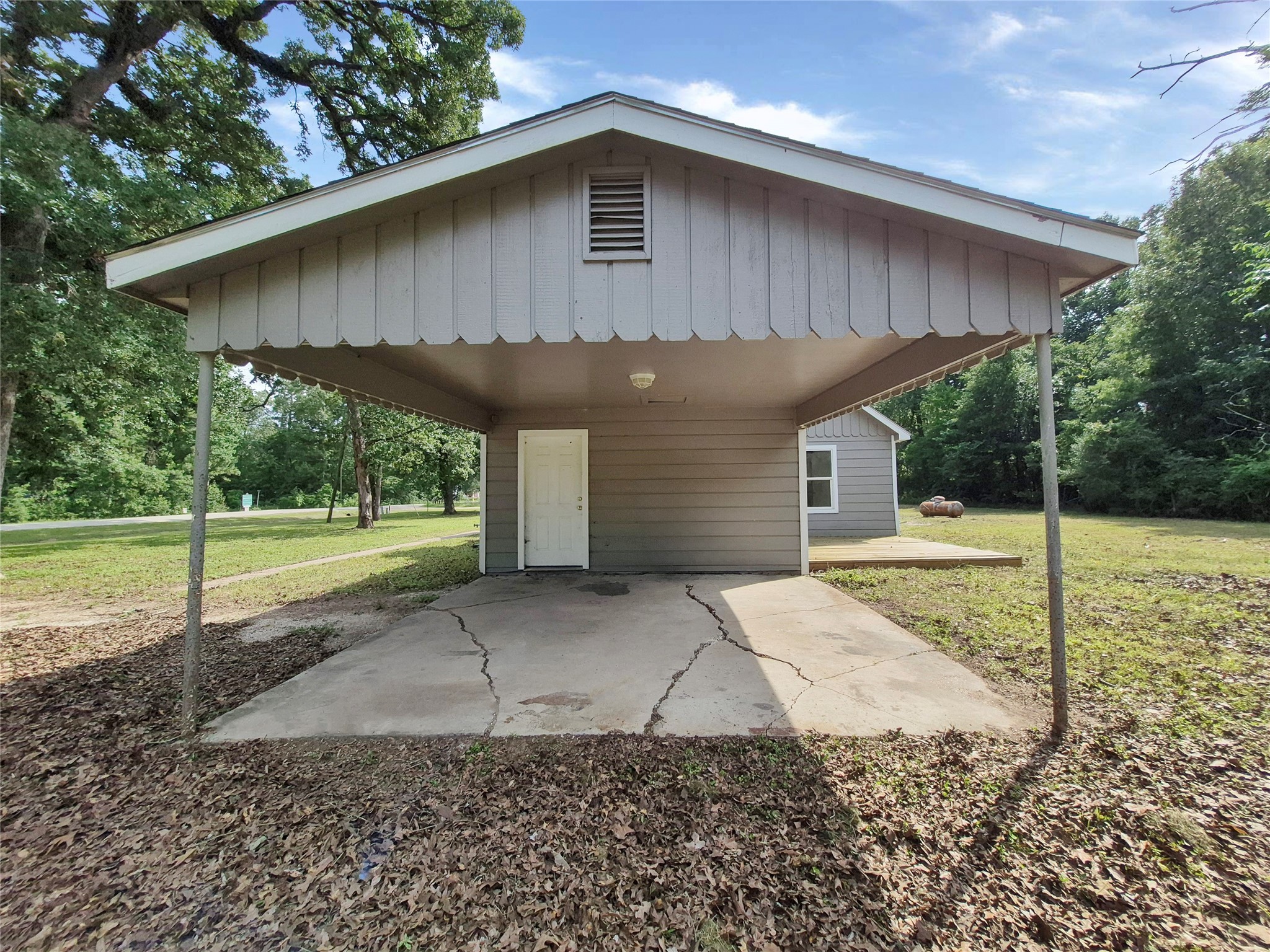 236 Sundance Trail Property Photo 4