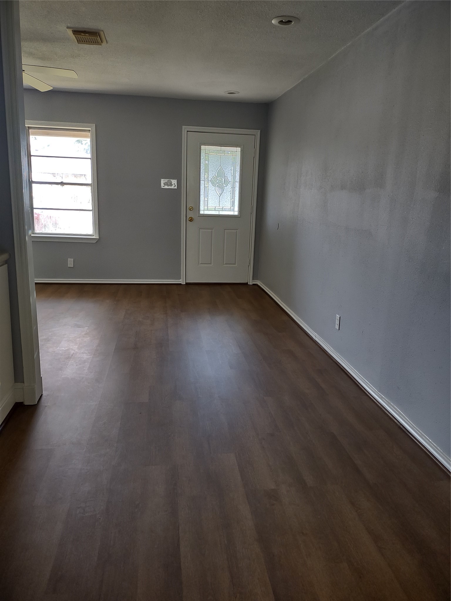 6027 Belneath Street Property Photo 3
