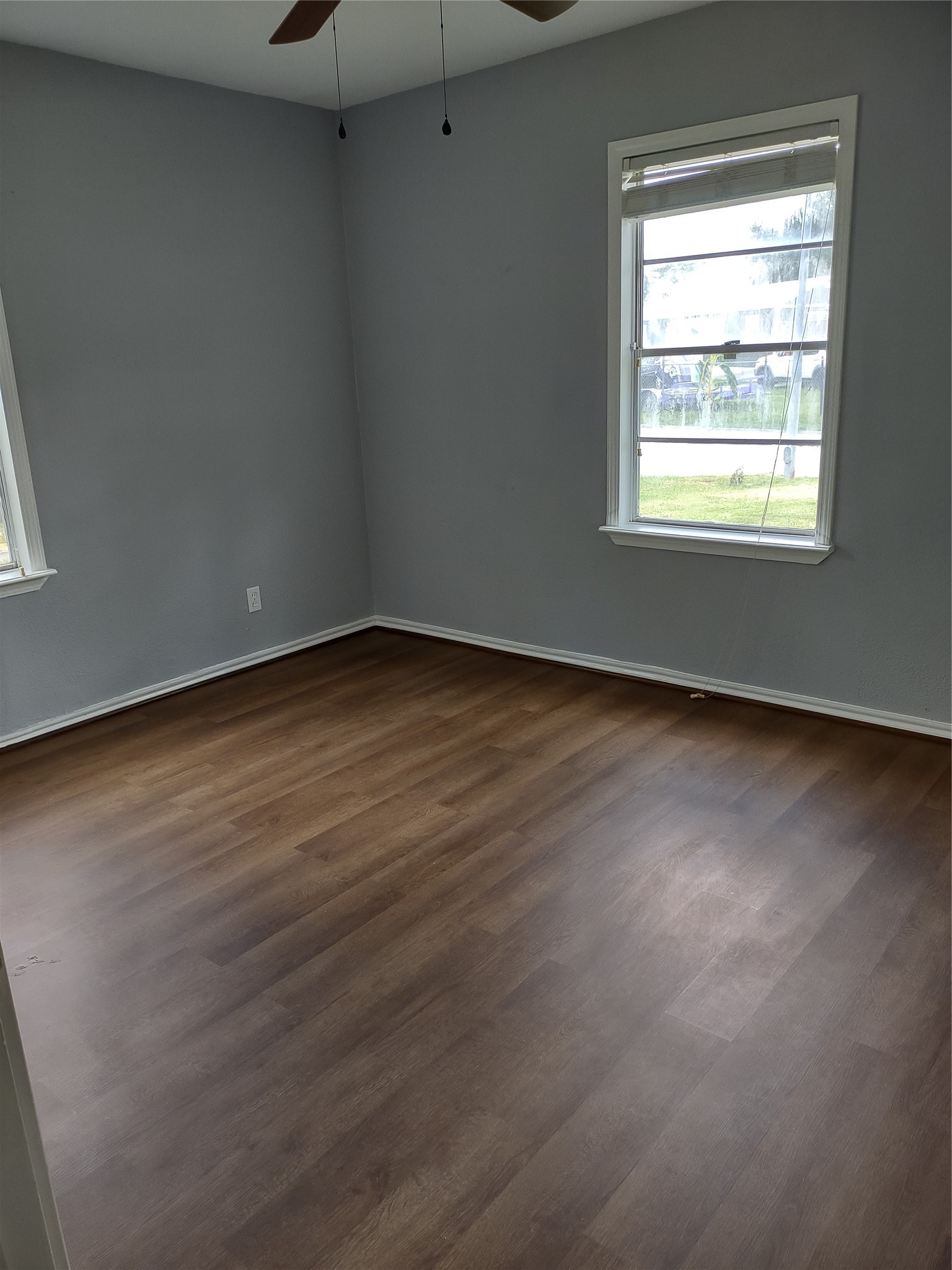 6027 Belneath Street Property Photo 6