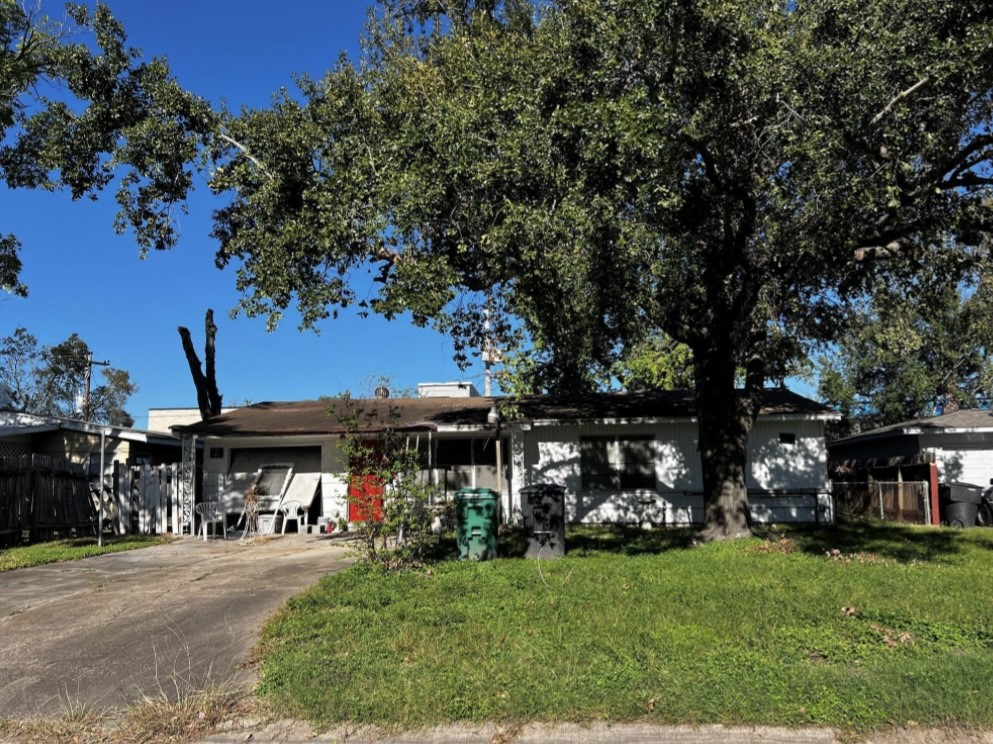 8506 Mcdade Street Property Photo 1