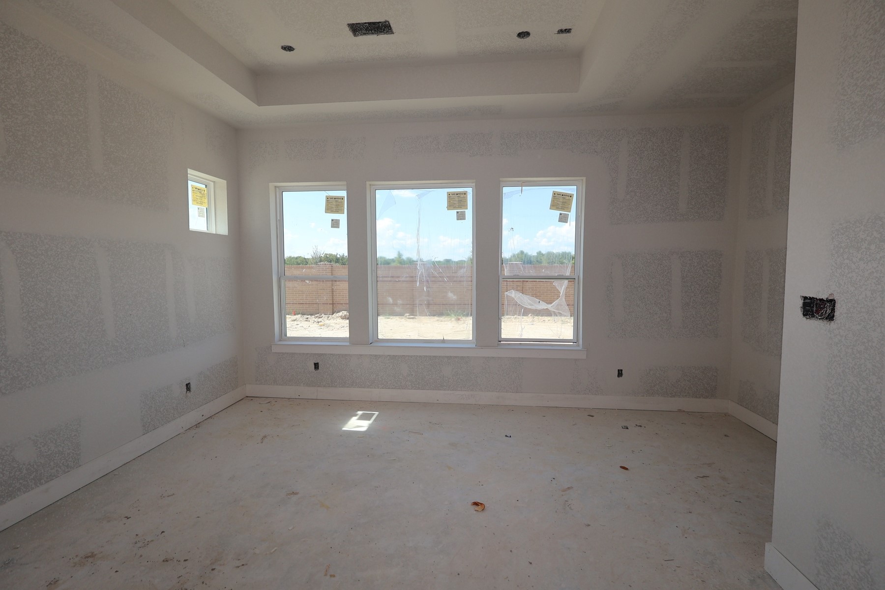 20018 Sunset Serenade Trail Property Photo 9