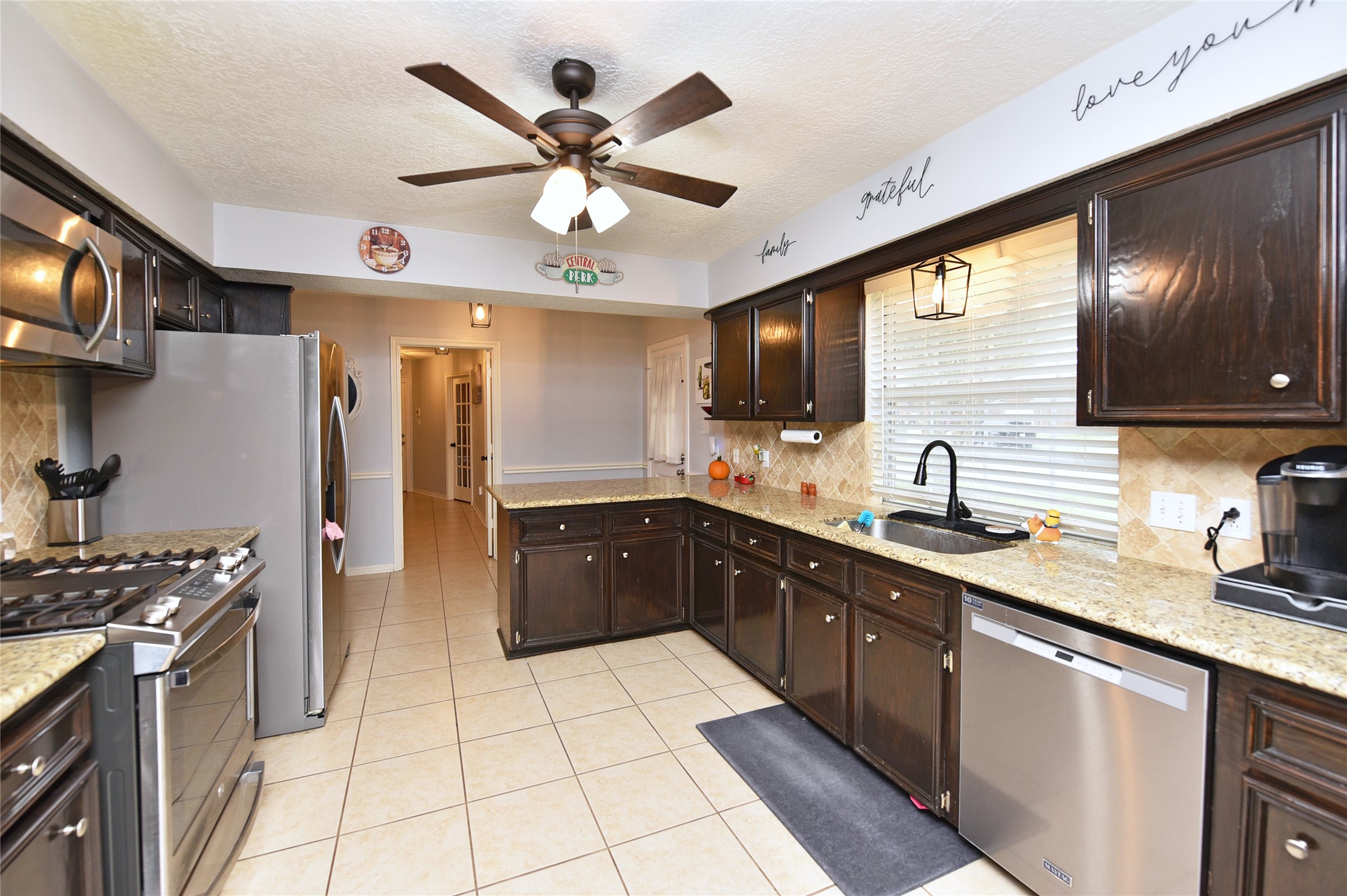 10031 Cabin Creek Drive Property Photo 12