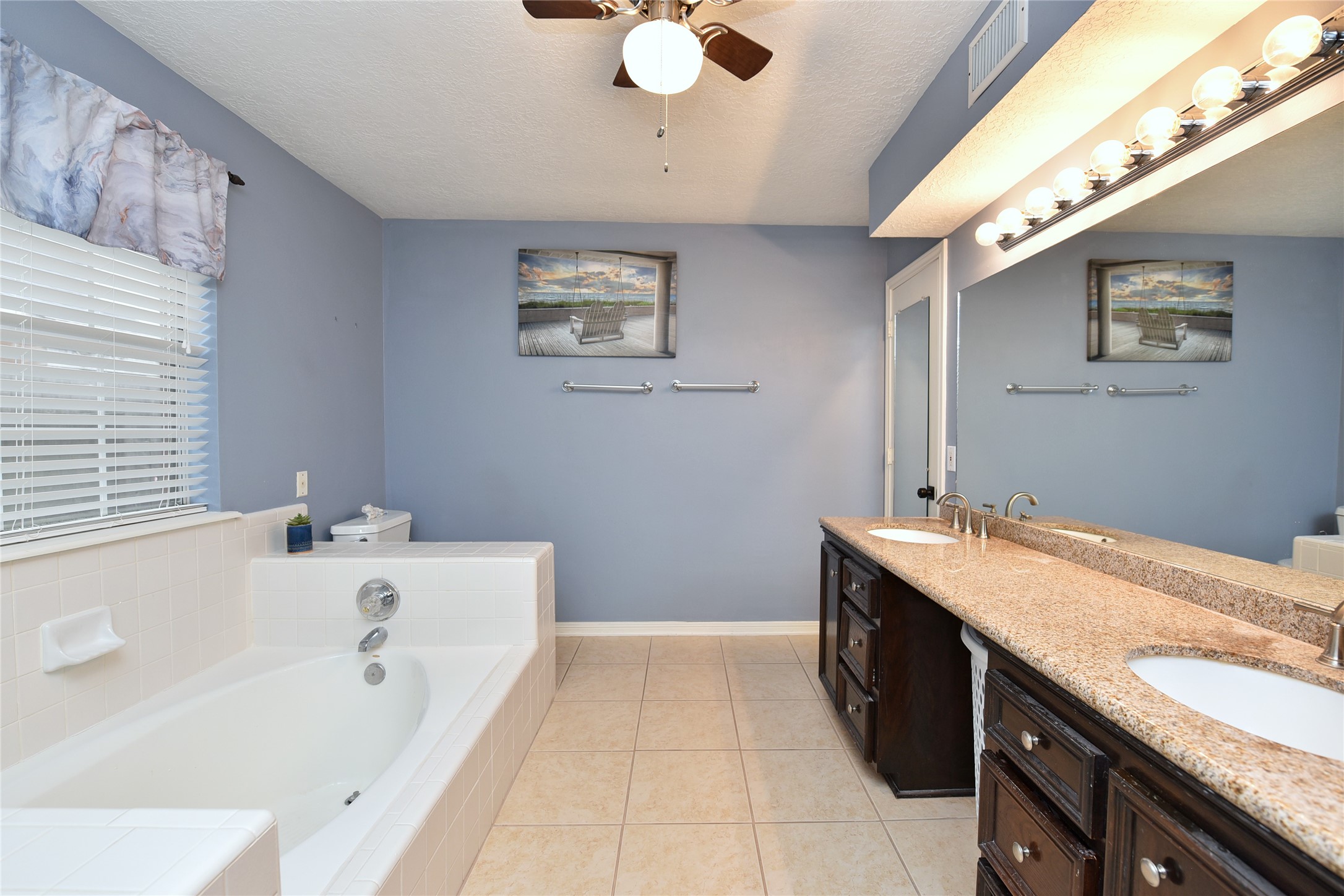 10031 Cabin Creek Drive Property Photo 18