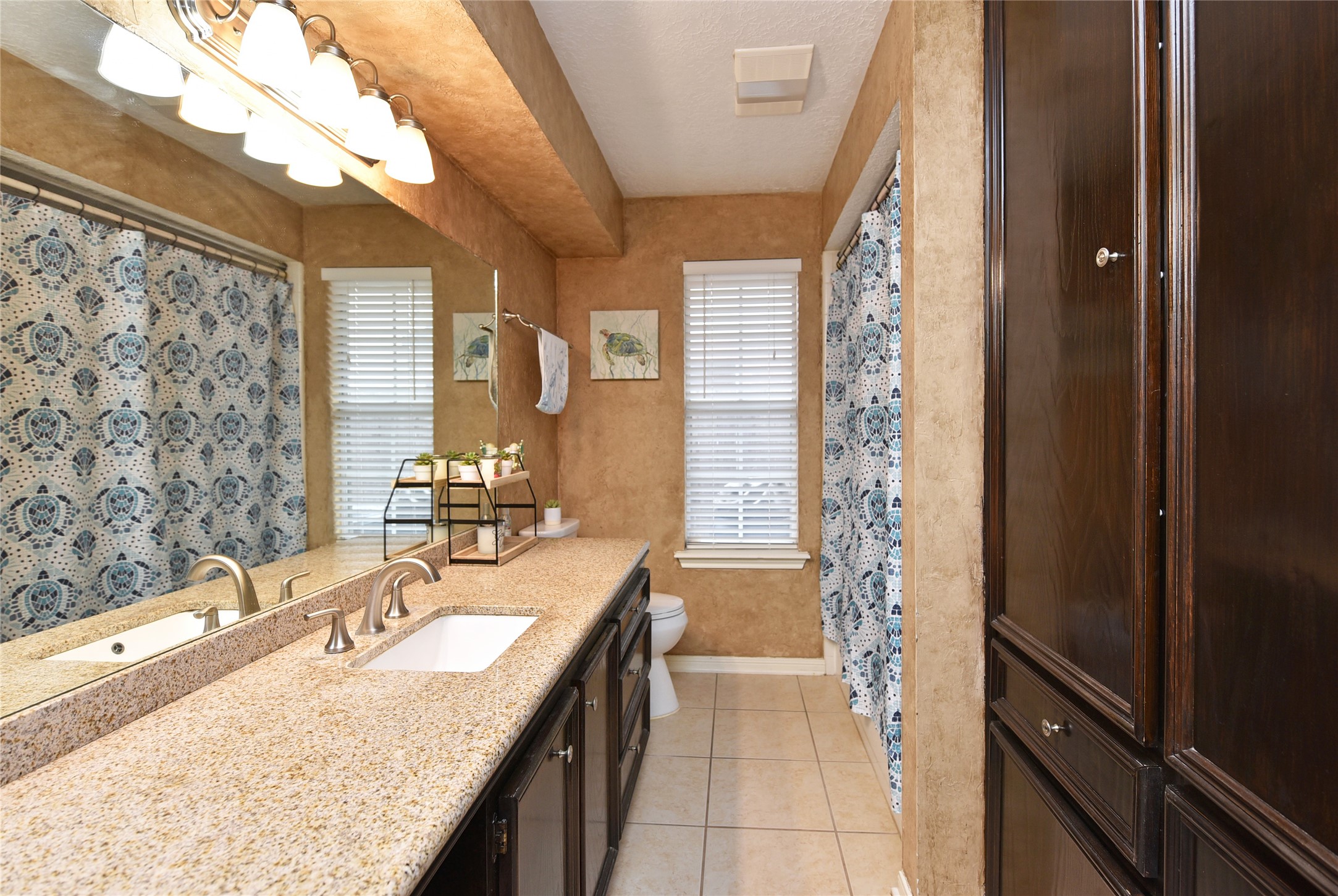 10031 Cabin Creek Drive Property Photo 24