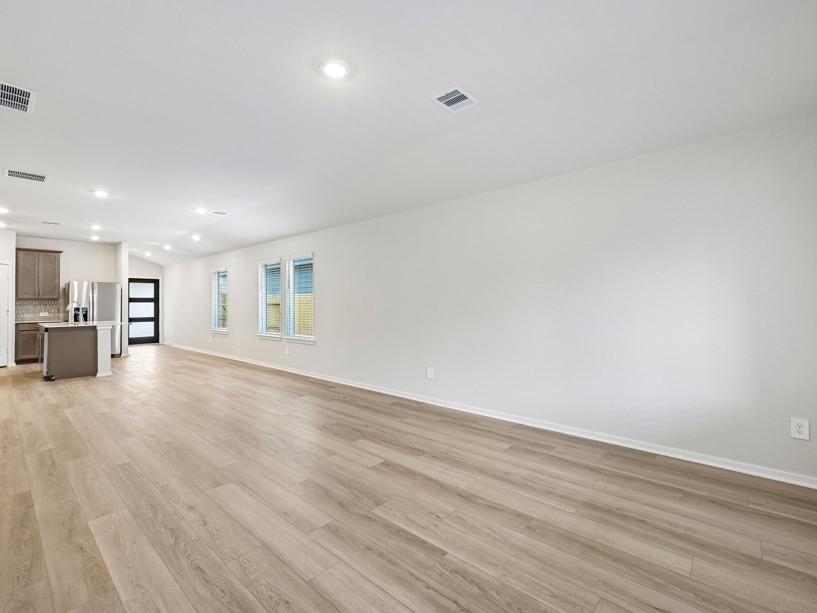 383 Sunrise Ranch Drive Property Photo 8