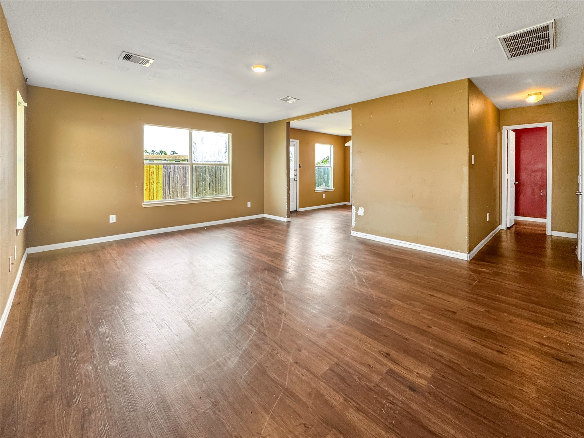 915 Redcrest Springs Court Property Photo 4