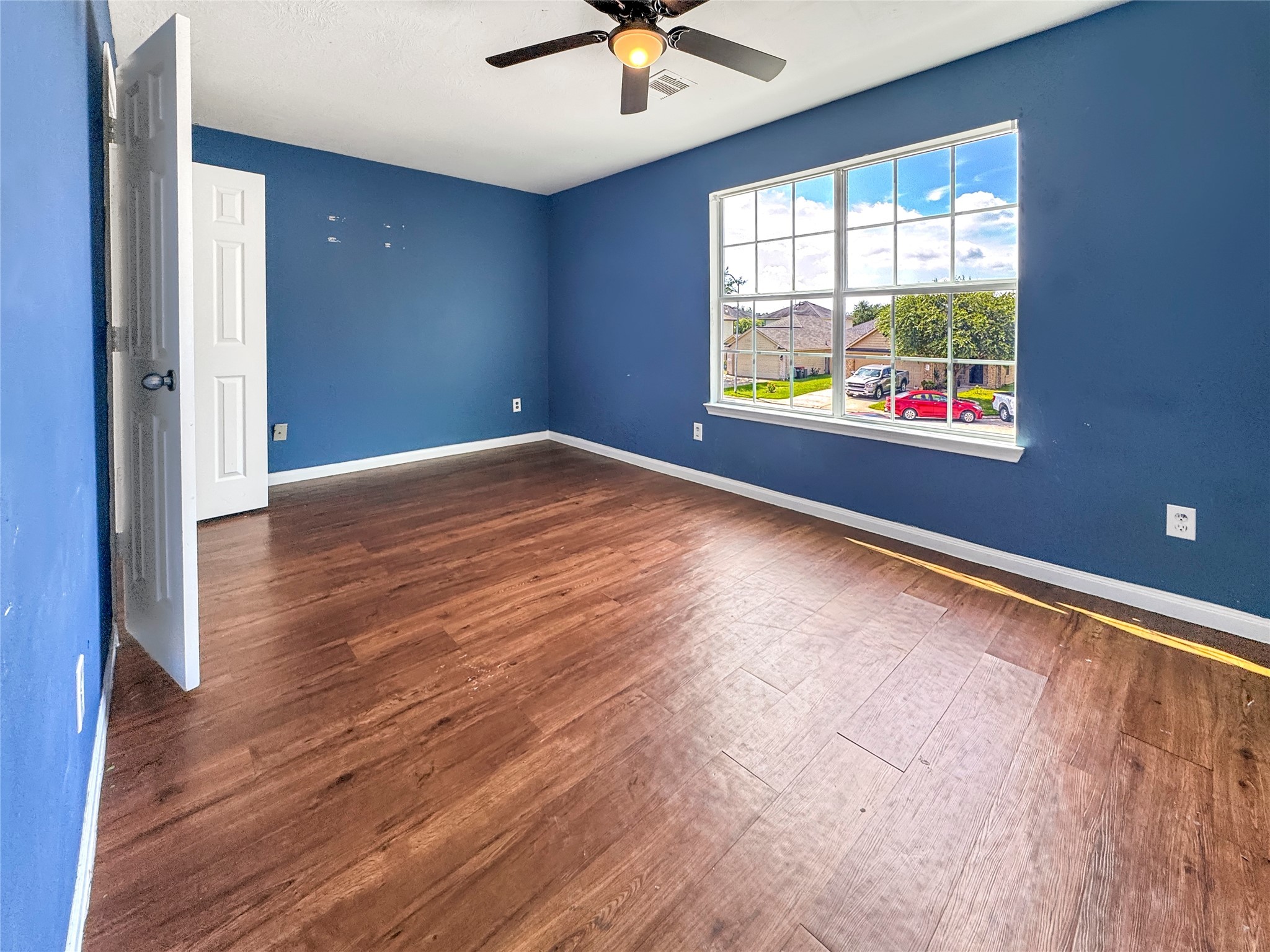 915 Redcrest Springs Court Property Photo 15