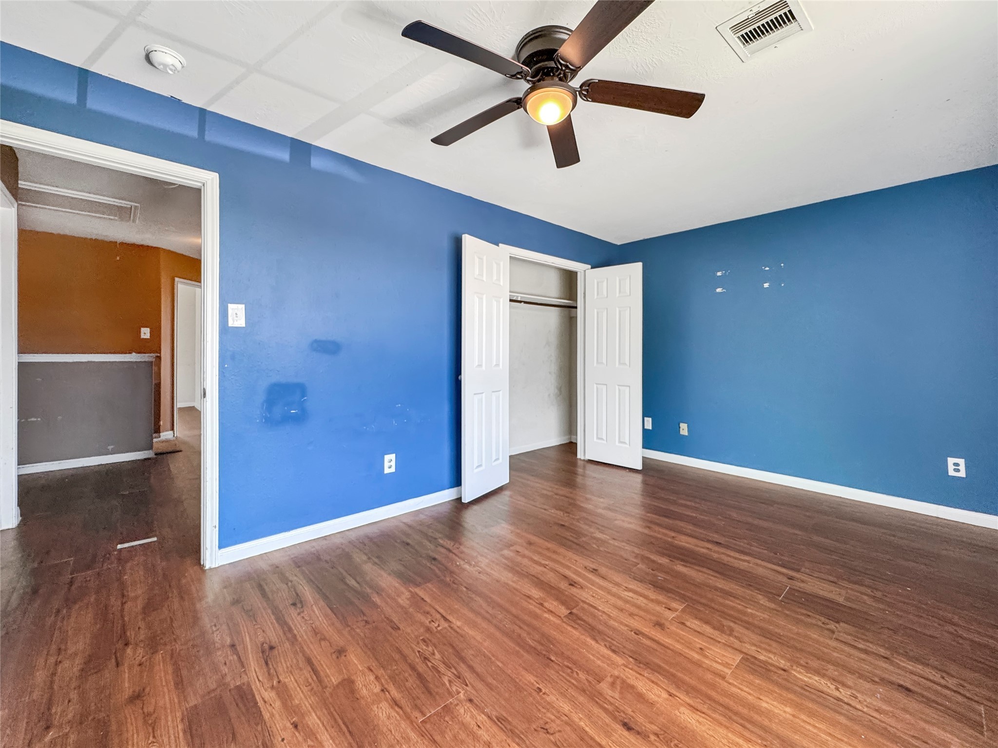 915 Redcrest Springs Court Property Photo 16