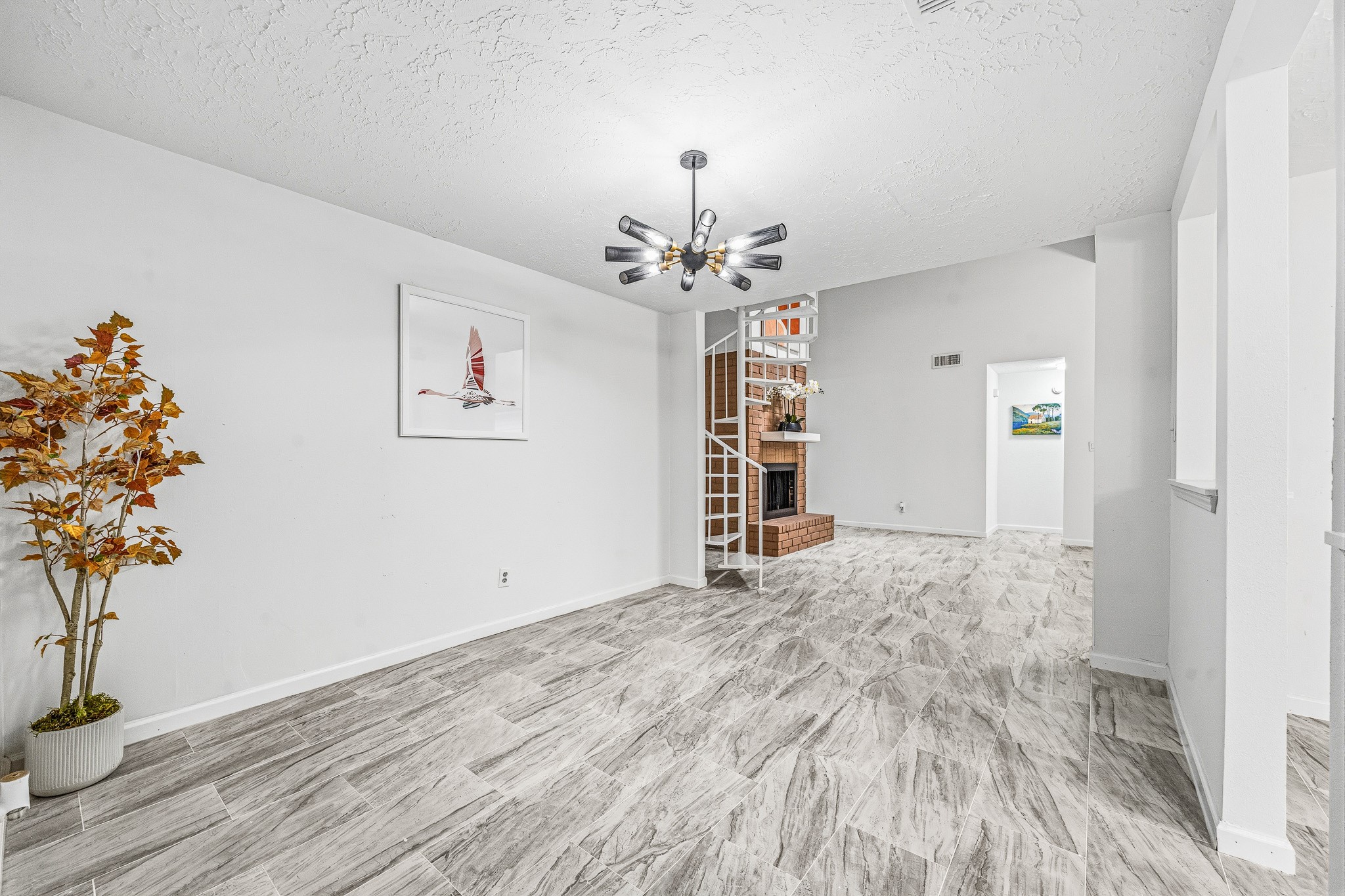 13118 Birch Grove Drive Property Photo 16