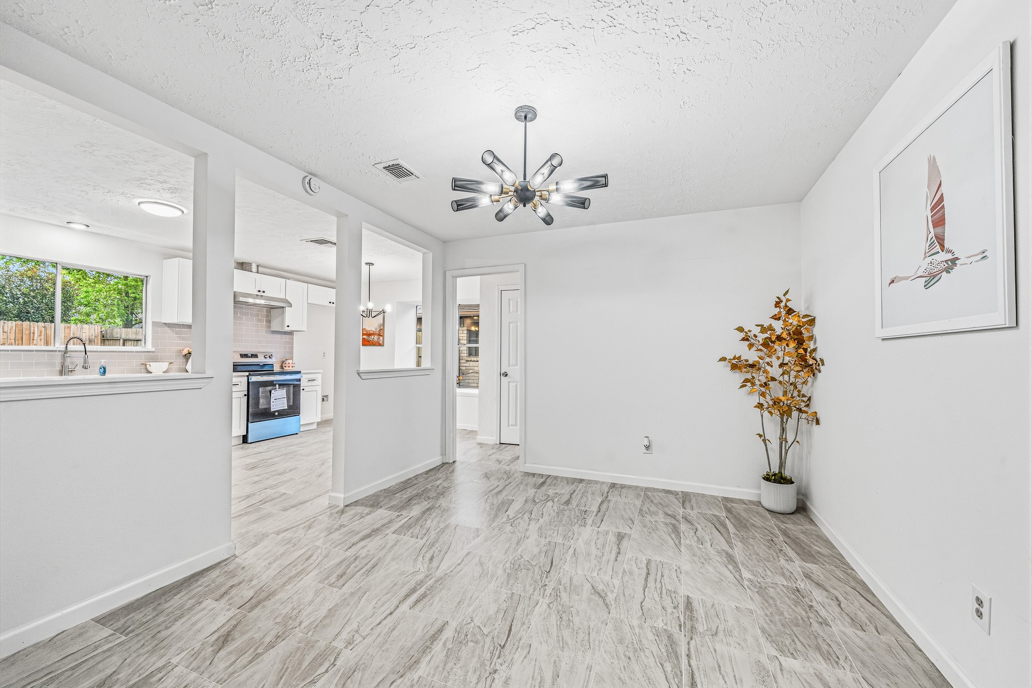 13118 Birch Grove Drive Property Photo 17