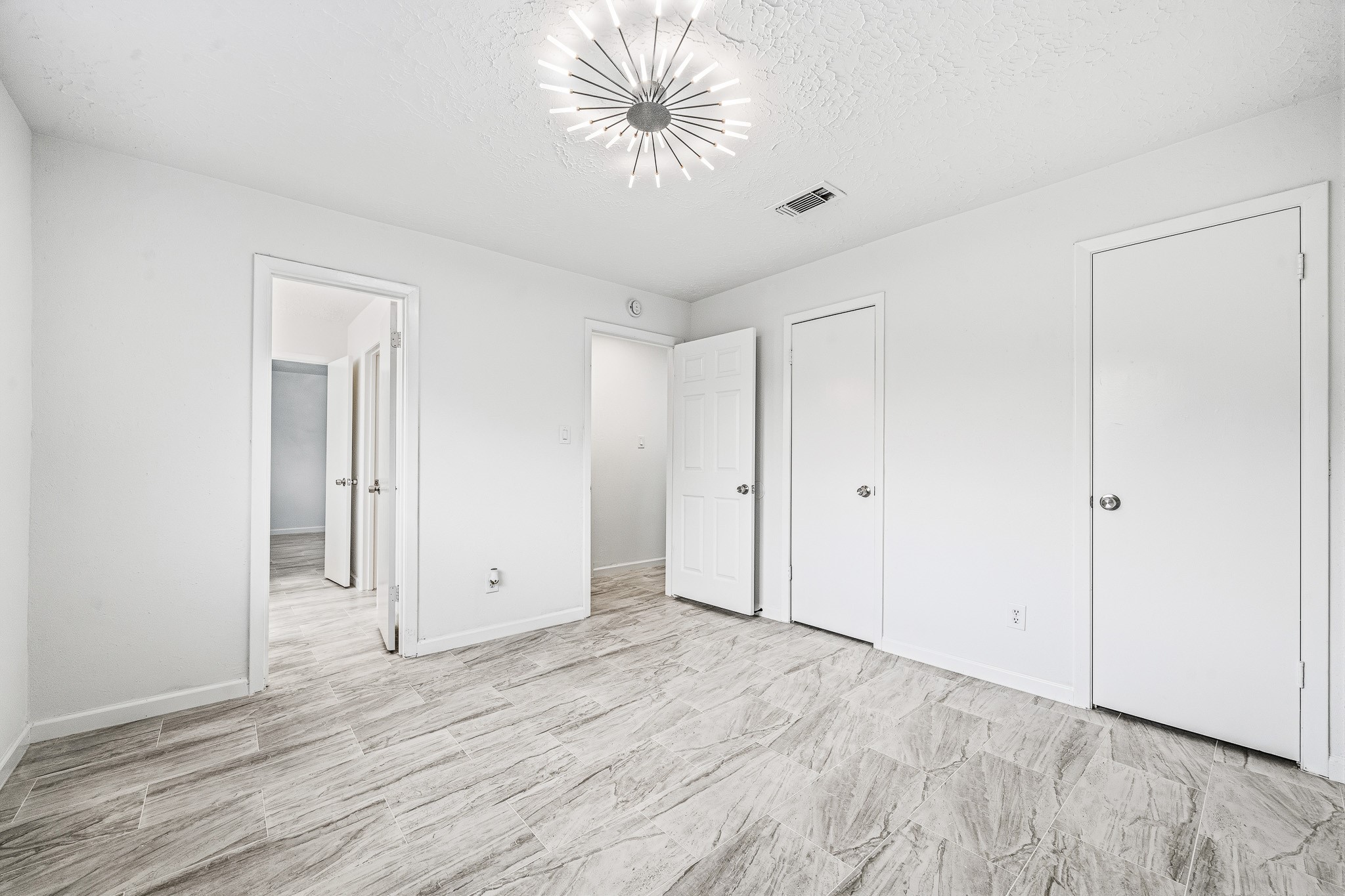 13118 Birch Grove Drive Property Photo 30