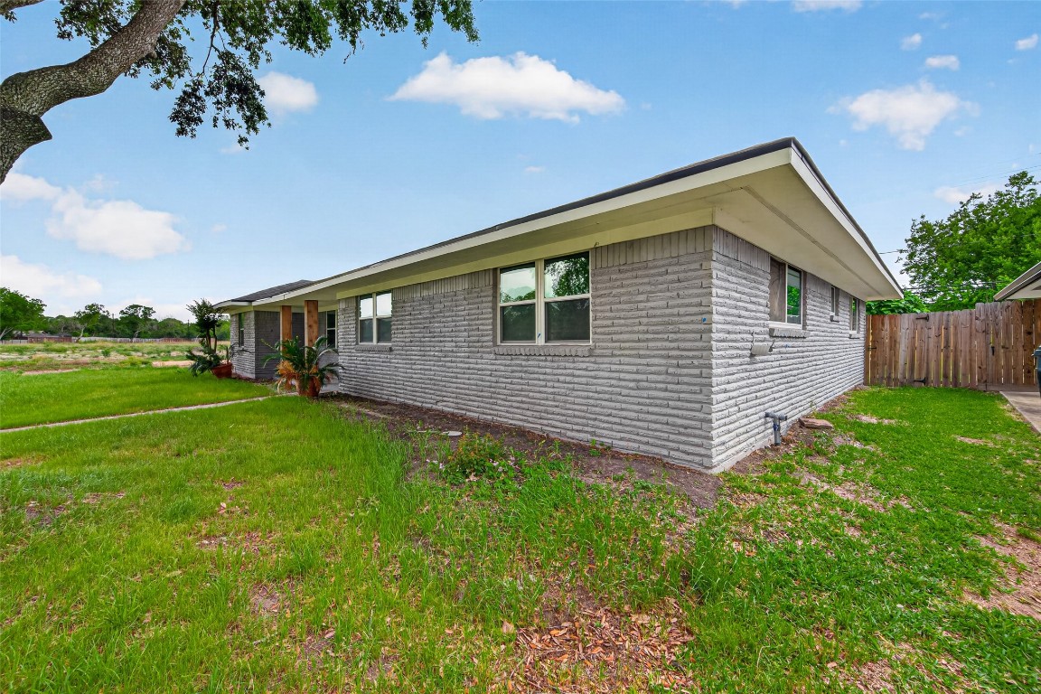 11903 Atwell Drive Property Photo 43
