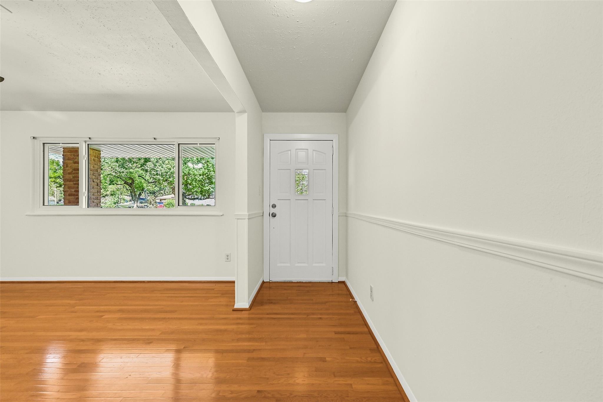 111 Southern Oaks Drive Property Photo 7