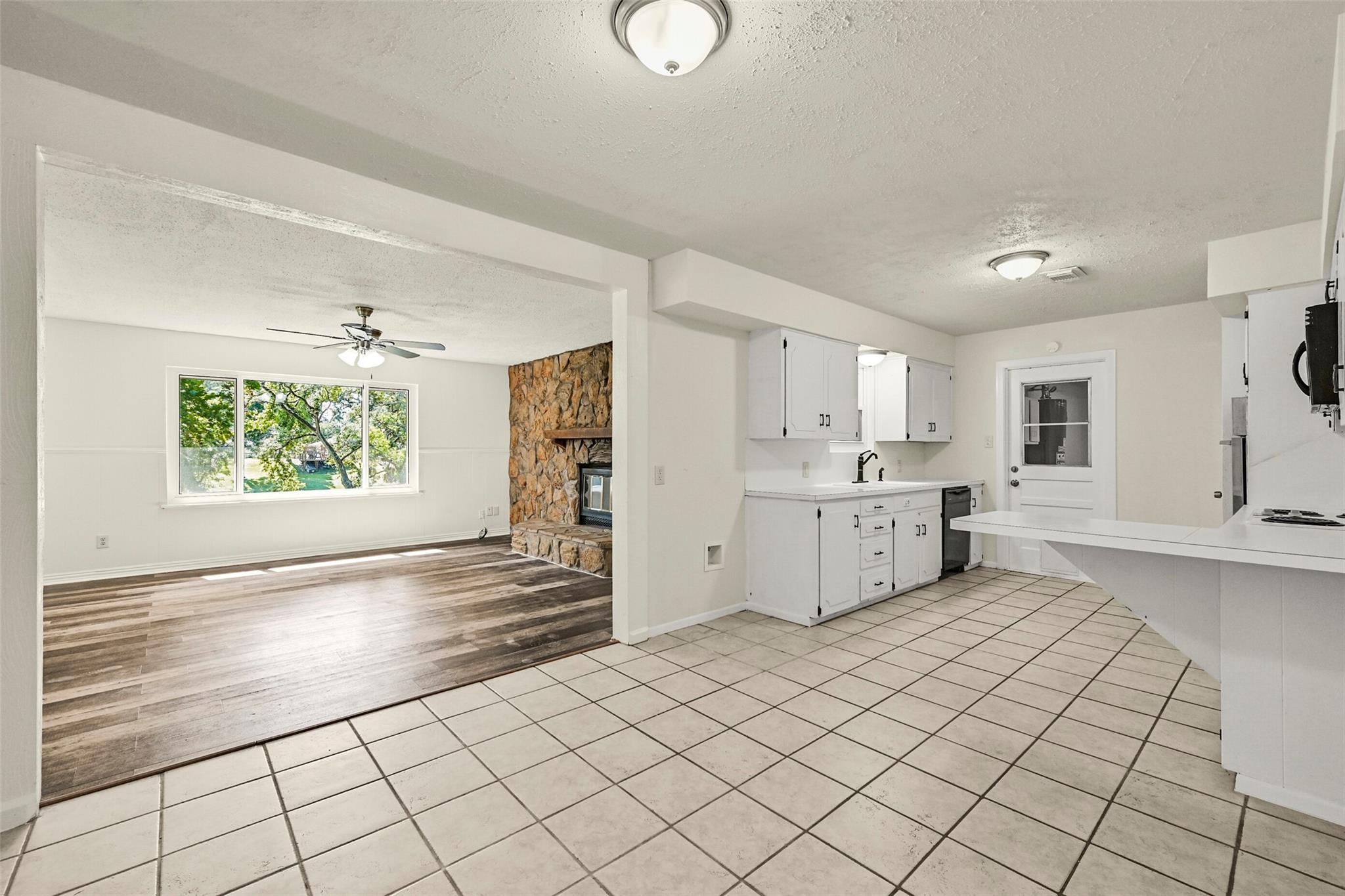 111 Southern Oaks Drive Property Photo 10