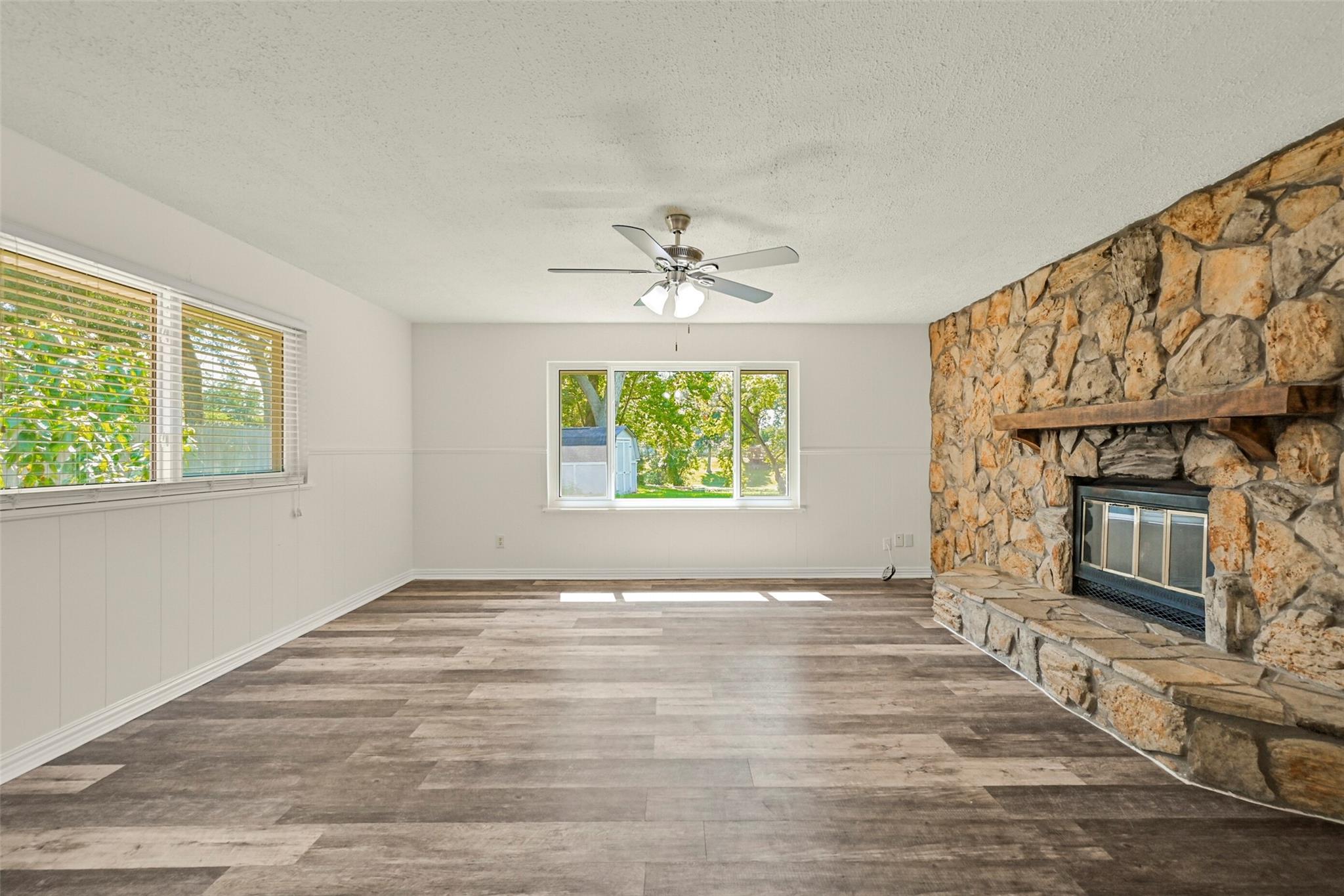 111 Southern Oaks Drive Property Photo 17