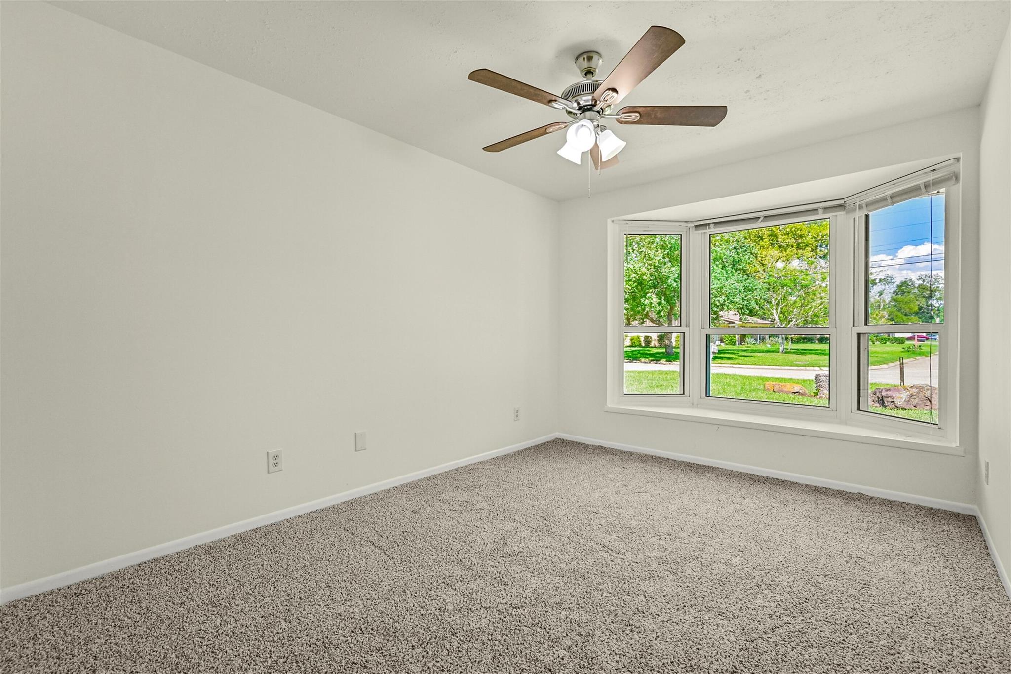 111 Southern Oaks Drive Property Photo 19