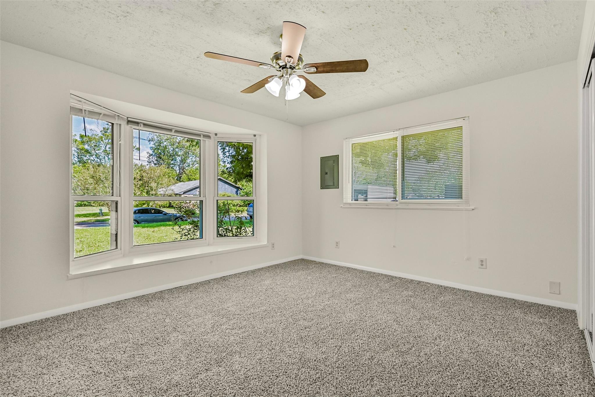 111 Southern Oaks Drive Property Photo 26