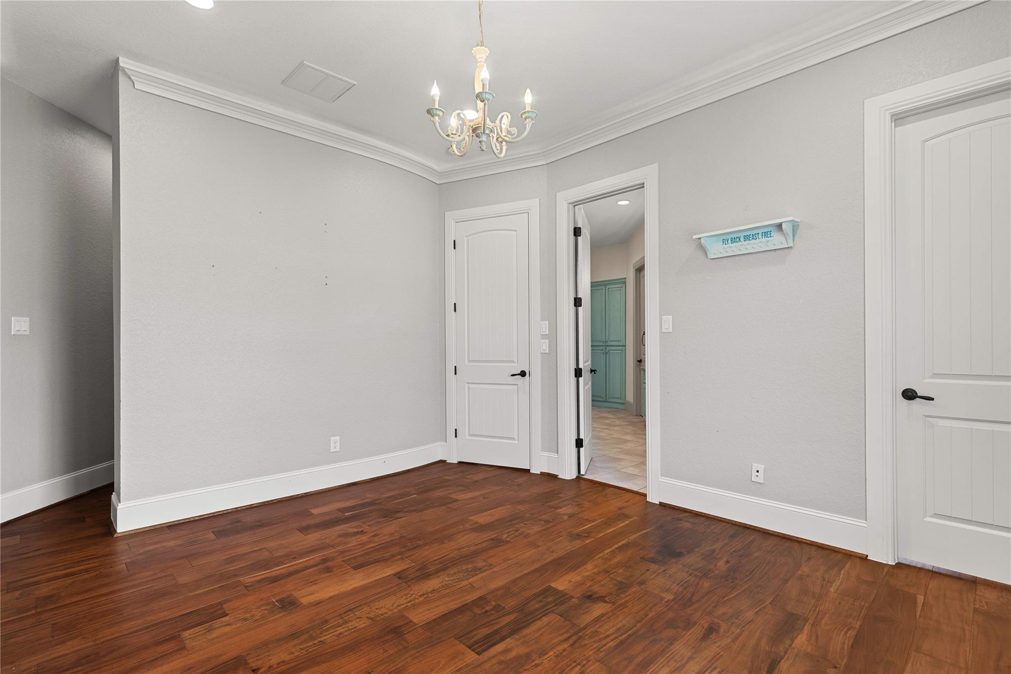 2419 Parrot Shell Lane Property Photo 28