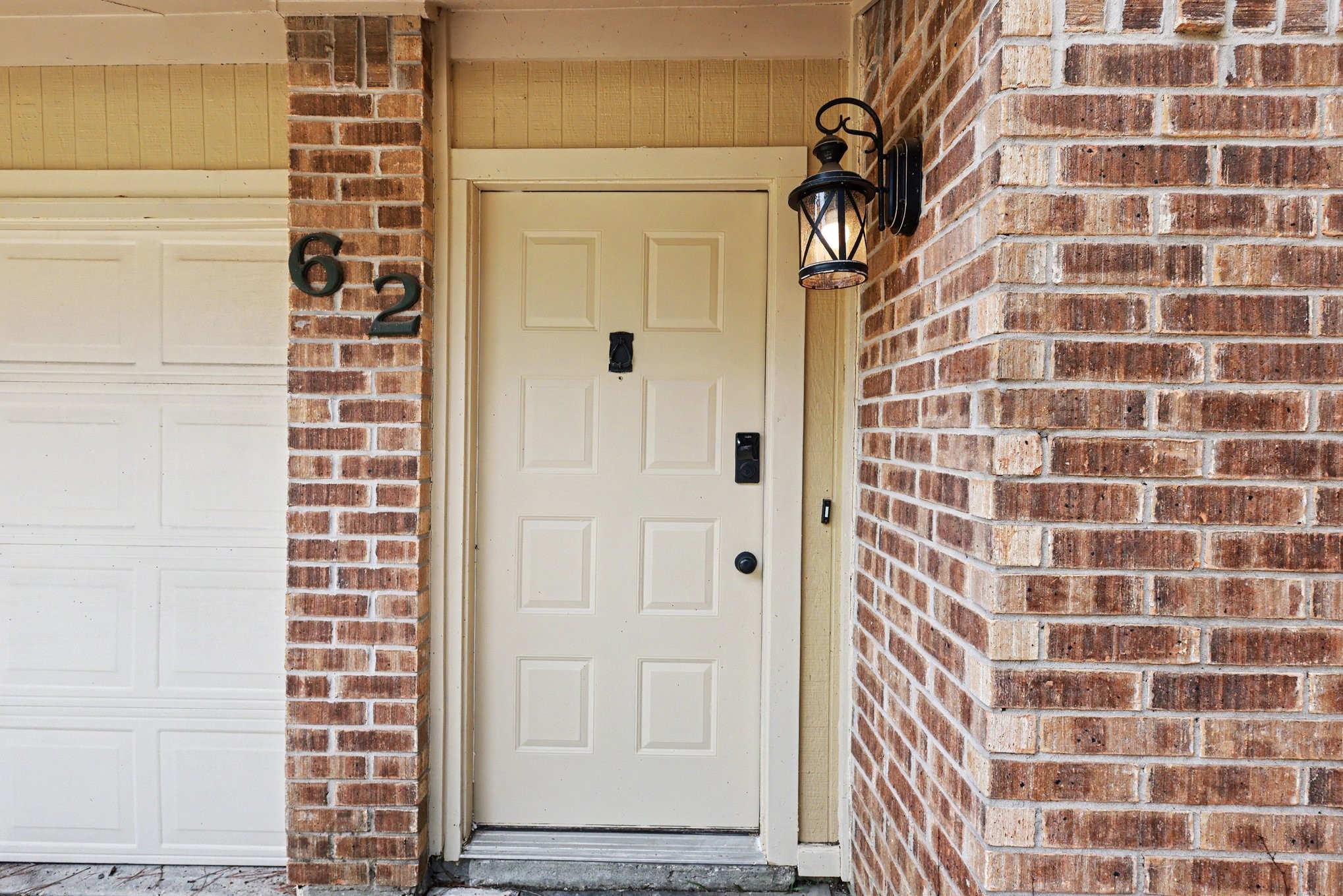 62 W Timberspire Court Property Photo 4