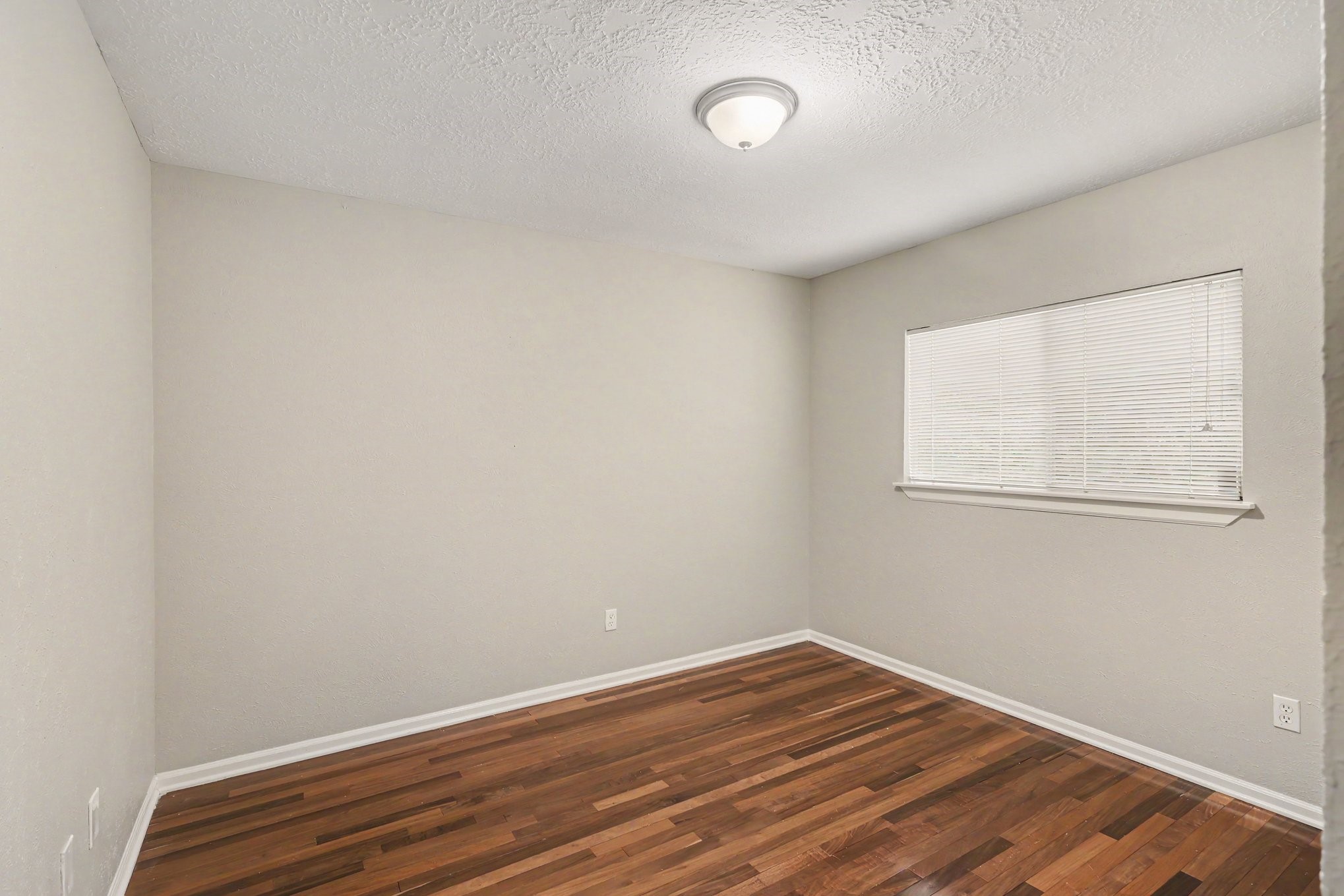 62 W Timberspire Court Property Photo 13