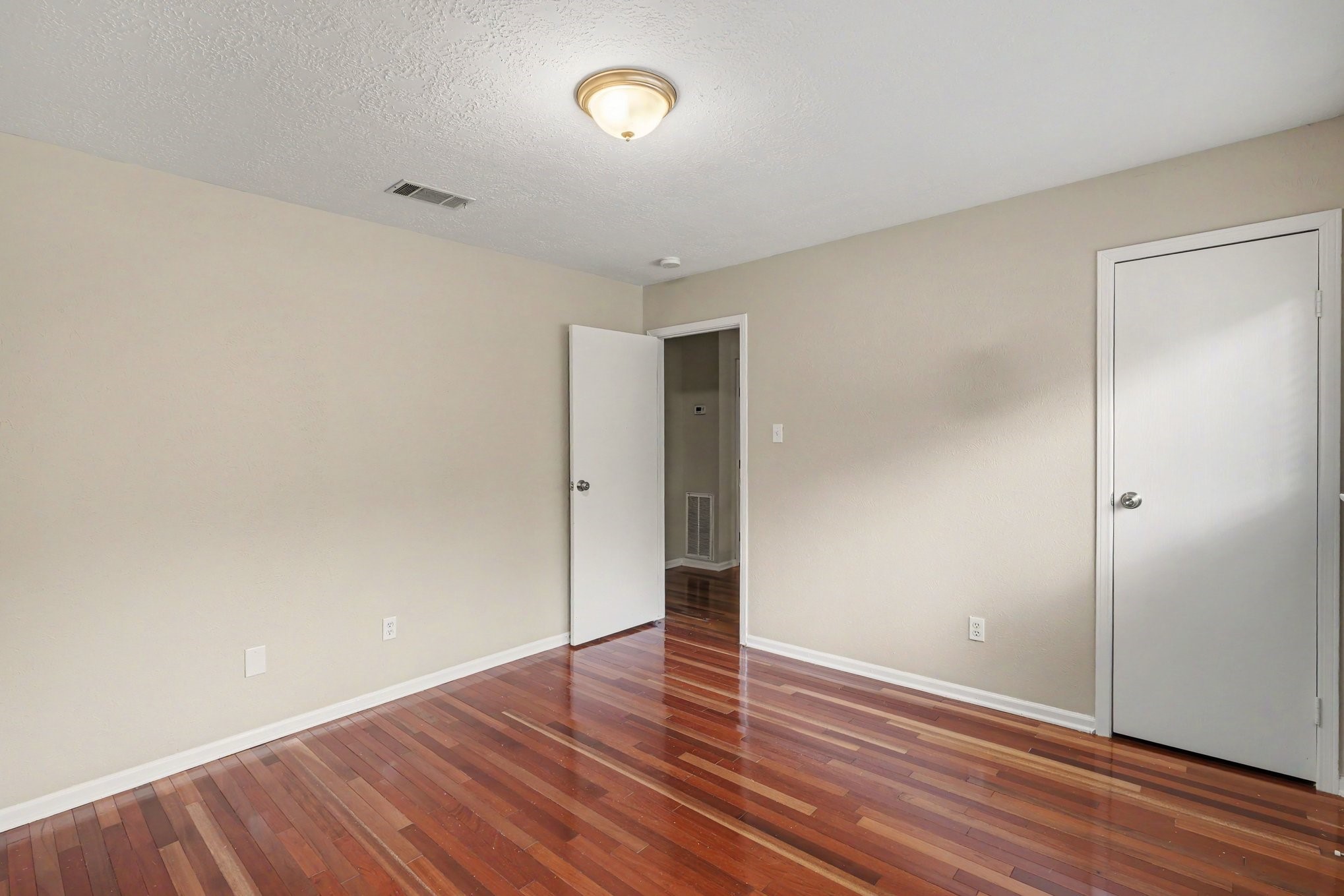 62 W Timberspire Court Property Photo 15