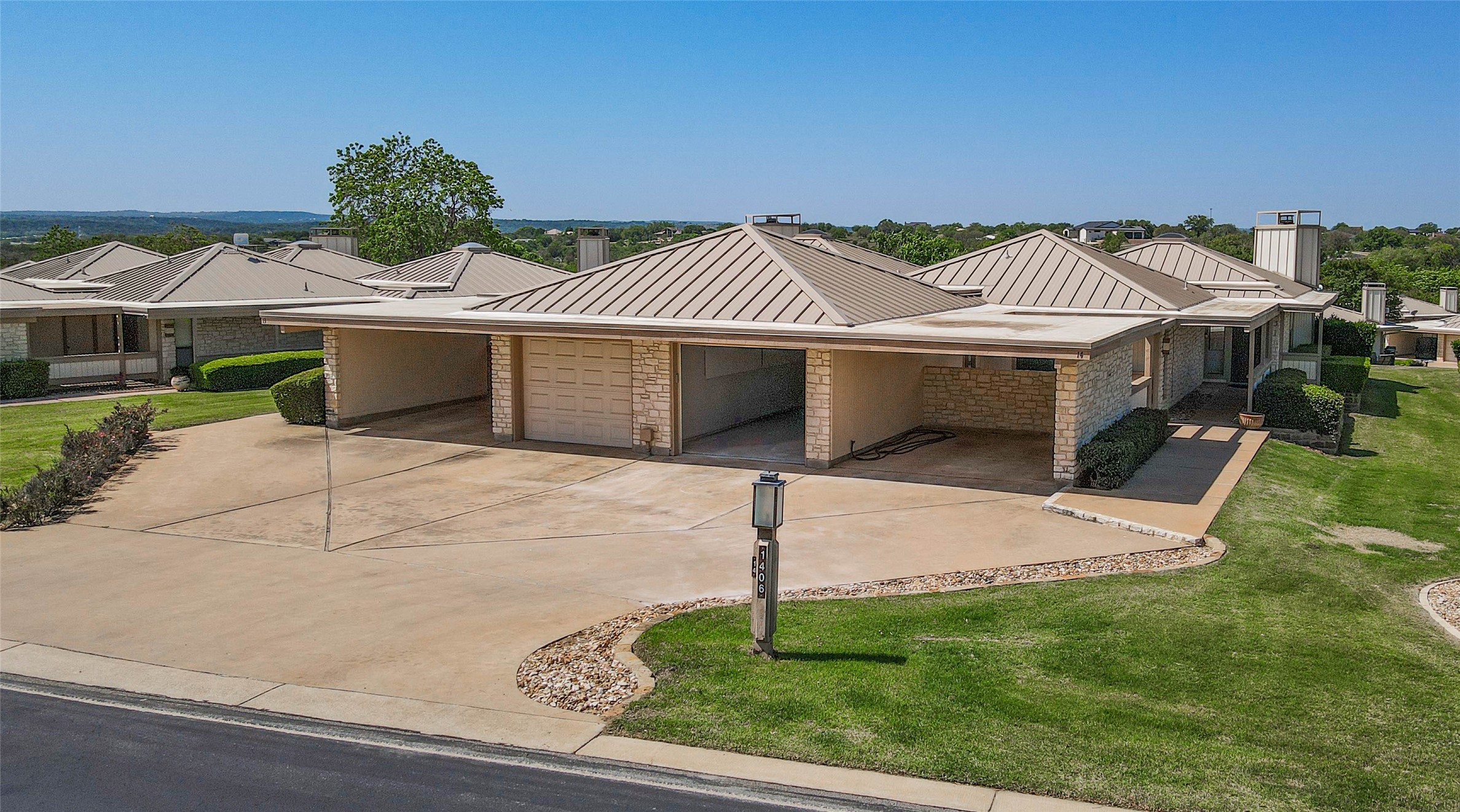 1406 Broken Hills 14 Property Photo 19