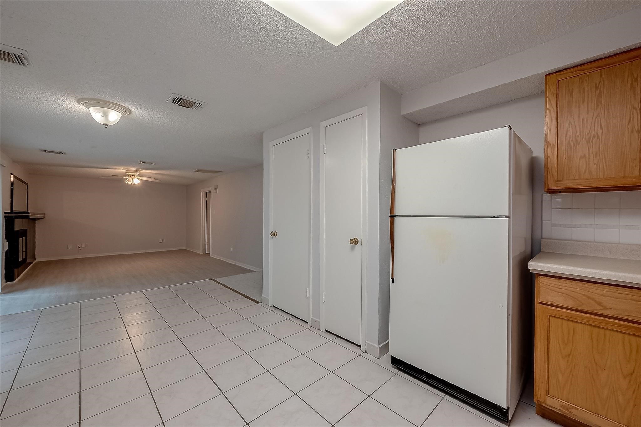 2915 Windchase Boulevard Property Photo 14