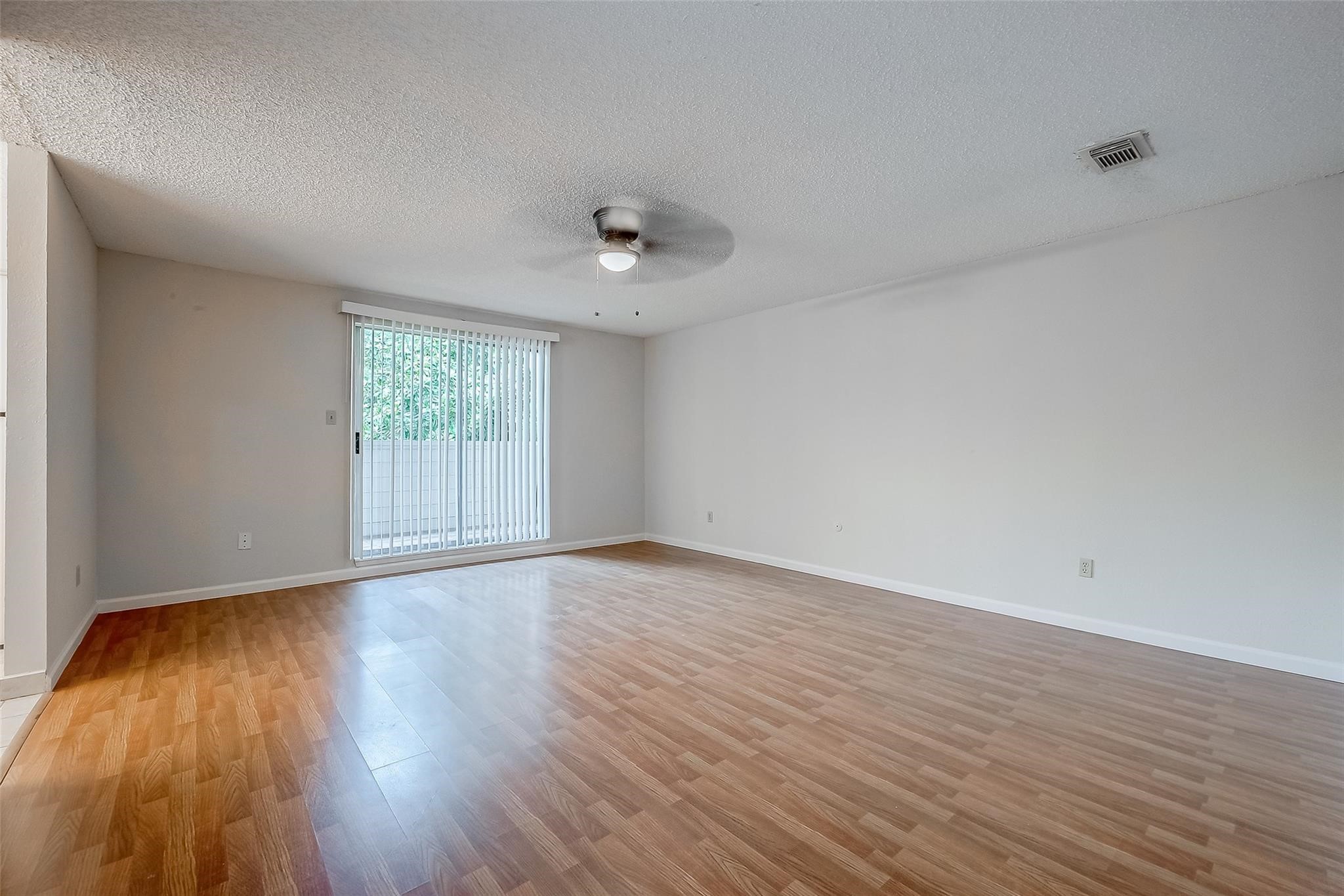 2915 Windchase Boulevard Property Photo 21
