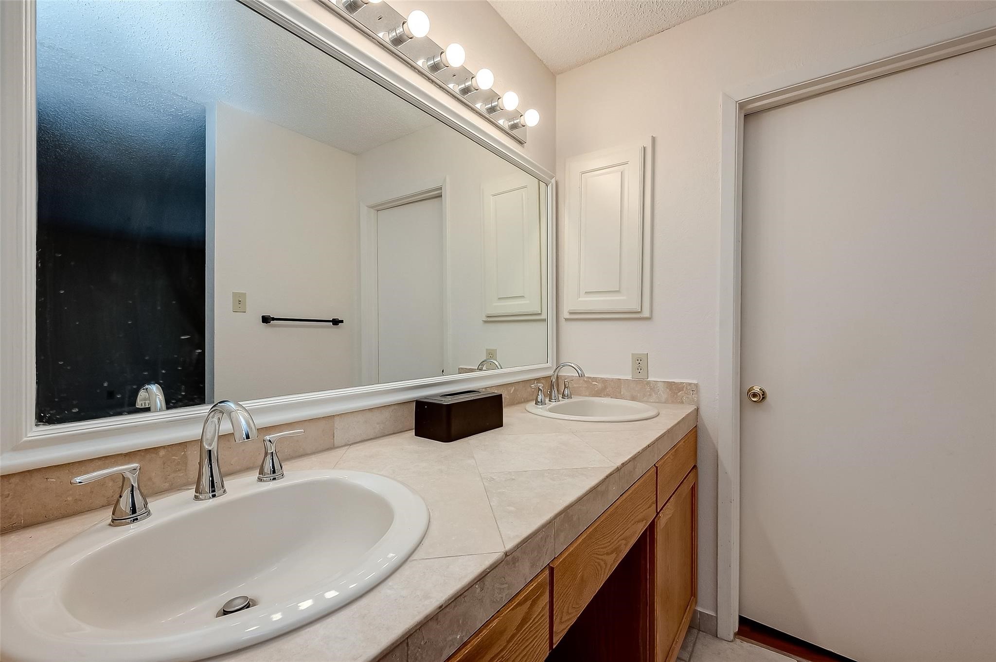 2915 Windchase Boulevard Property Photo 27