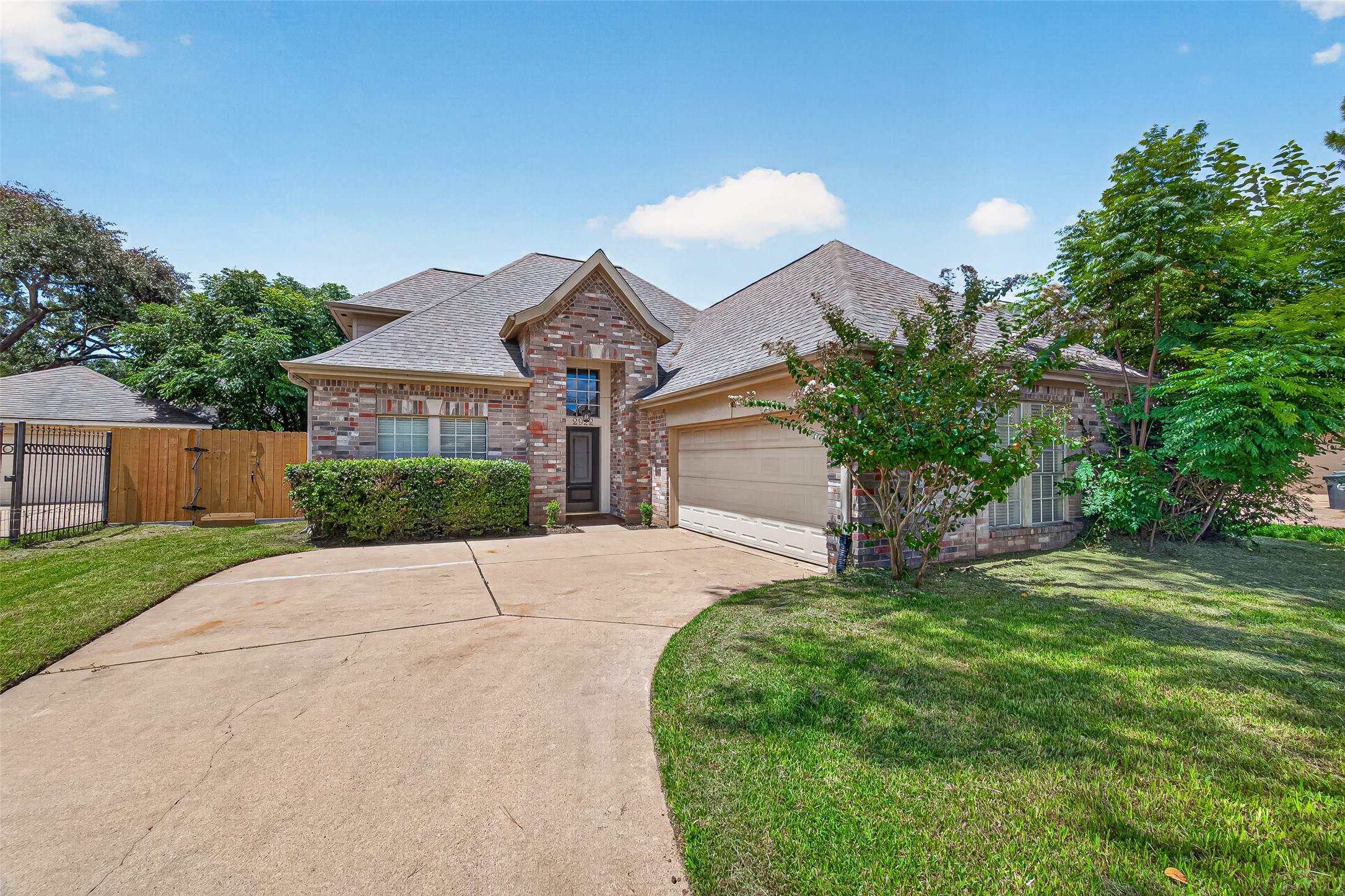 2922 Cotton Stock Drive Property Photo 3
