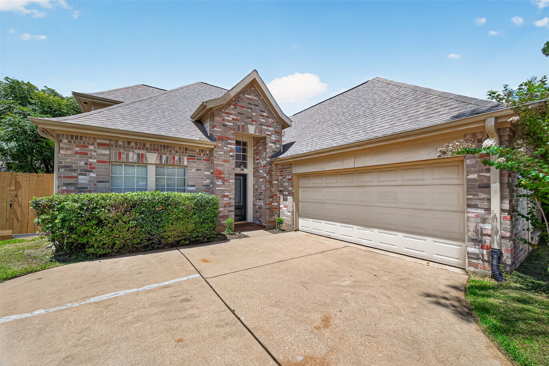 2922 Cotton Stock Drive Property Photo 4