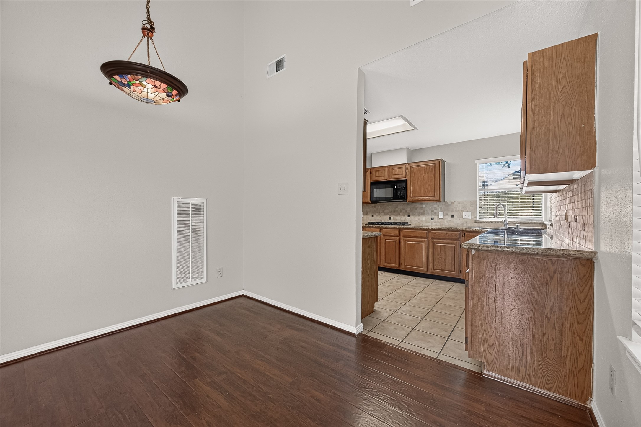 2922 Cotton Stock Drive Property Photo 9