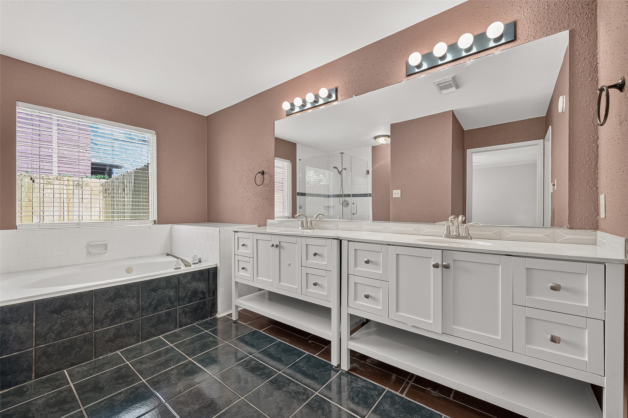 2922 Cotton Stock Drive Property Photo 33