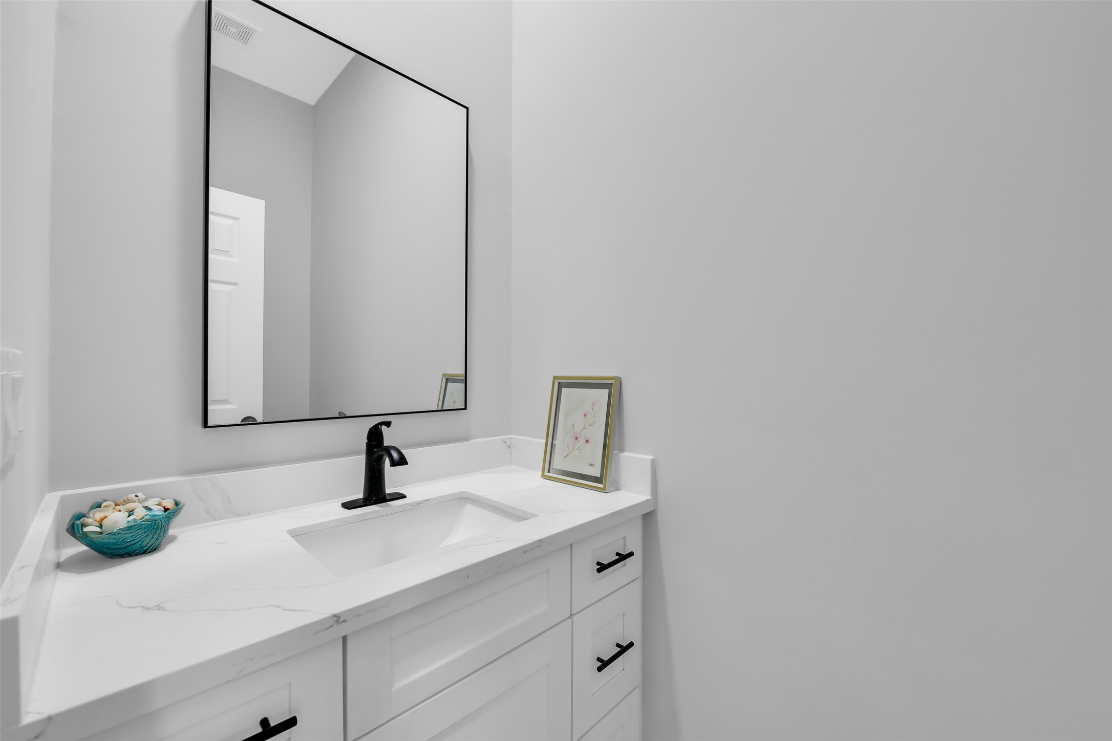555 Pompano Drive Property Photo 21