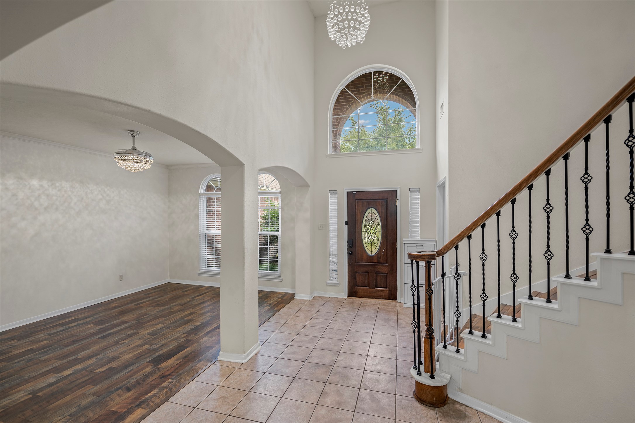 9211 Memorial Grove Drive Property Photo 6