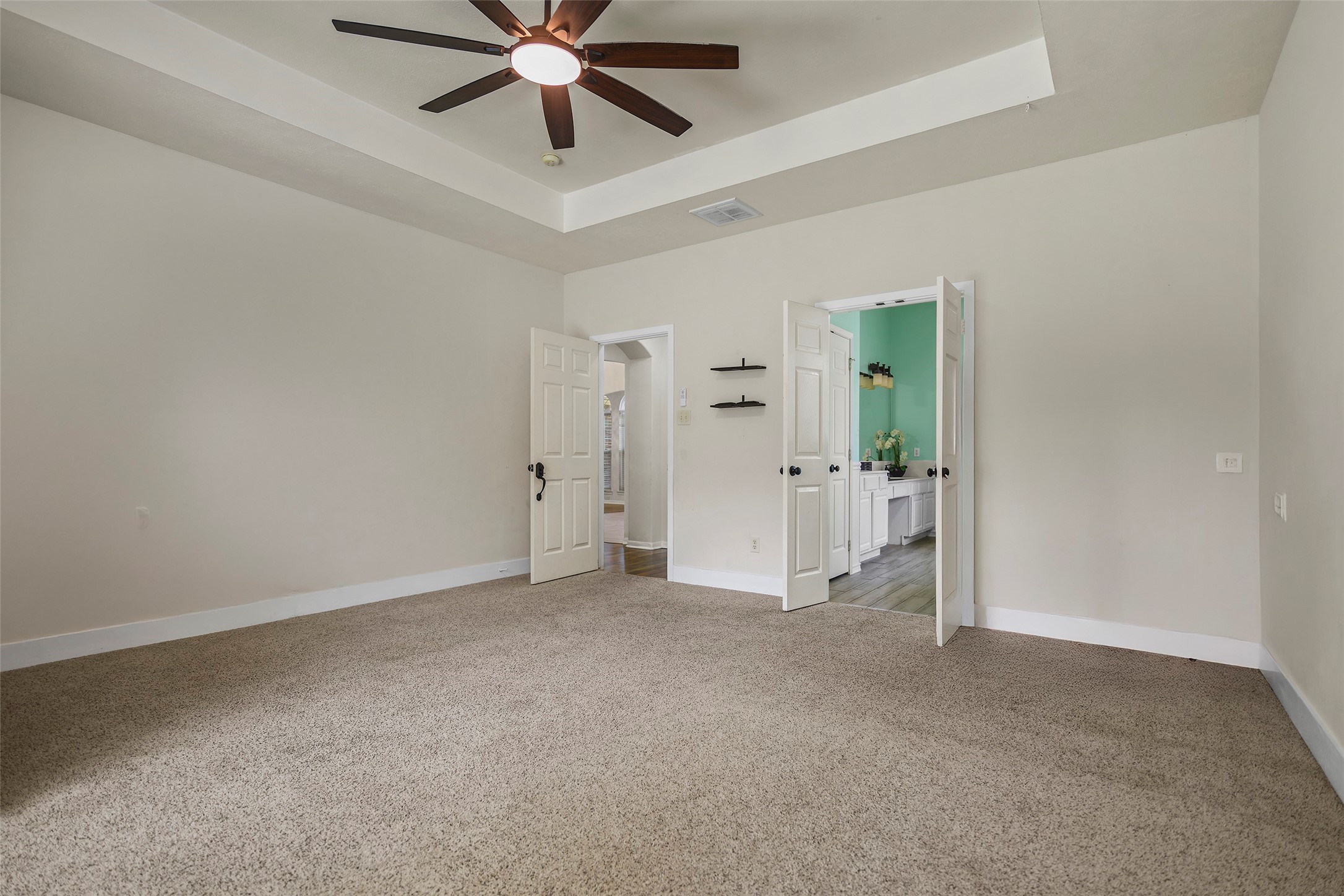 9211 Memorial Grove Drive Property Photo 19