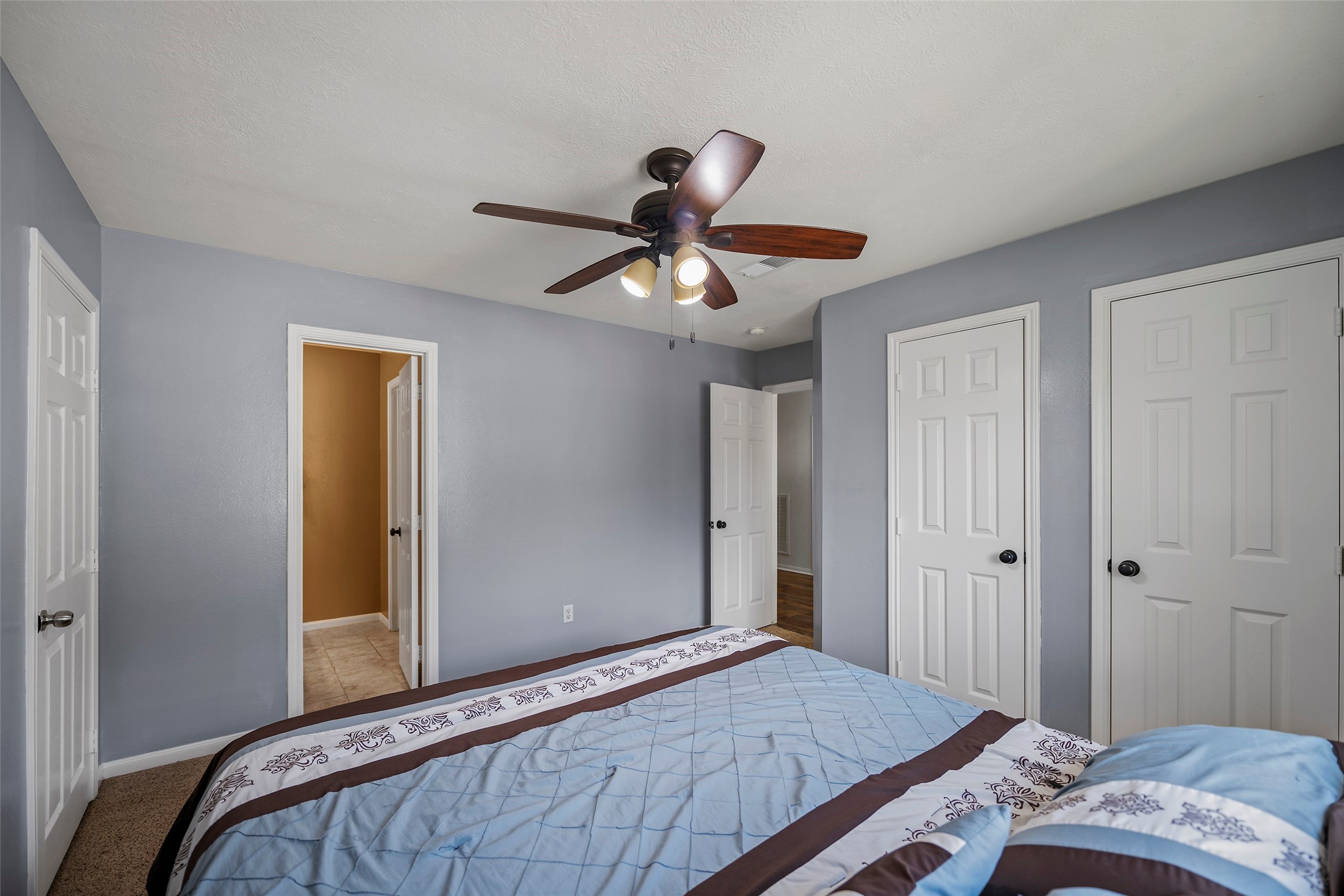 9211 Memorial Grove Drive Property Photo 28