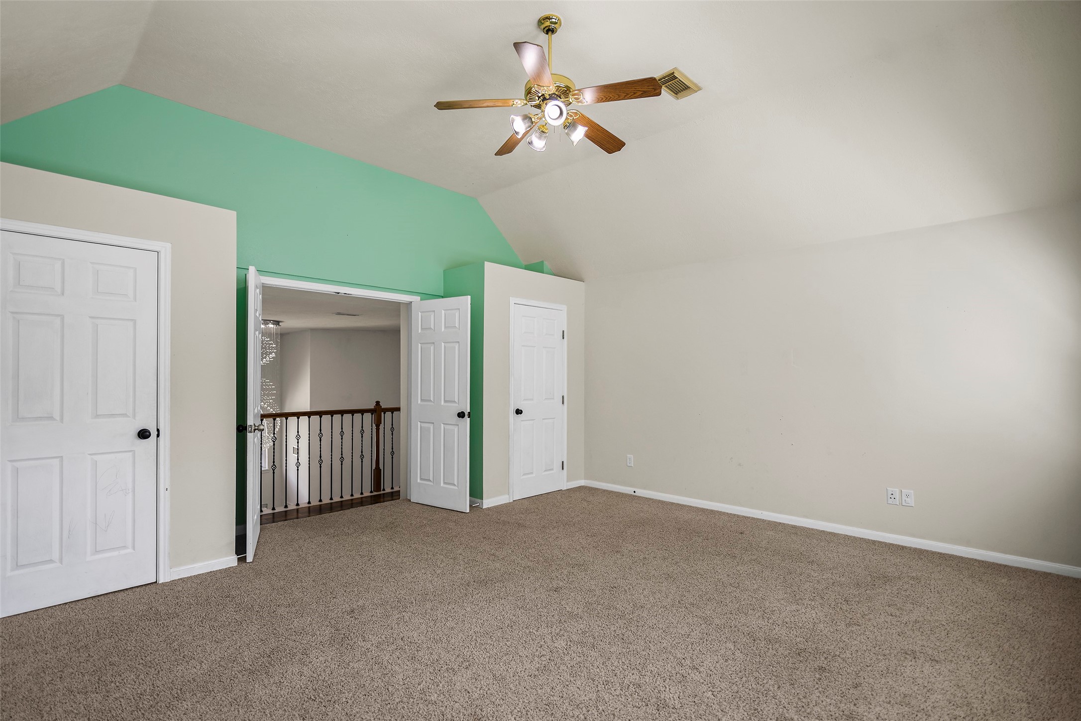9211 Memorial Grove Drive Property Photo 33