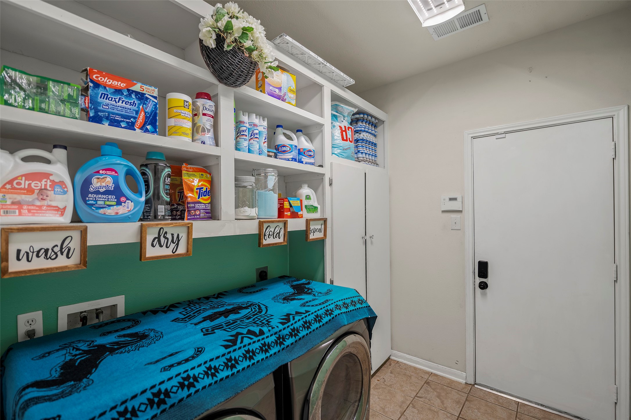9211 Memorial Grove Drive Property Photo 34