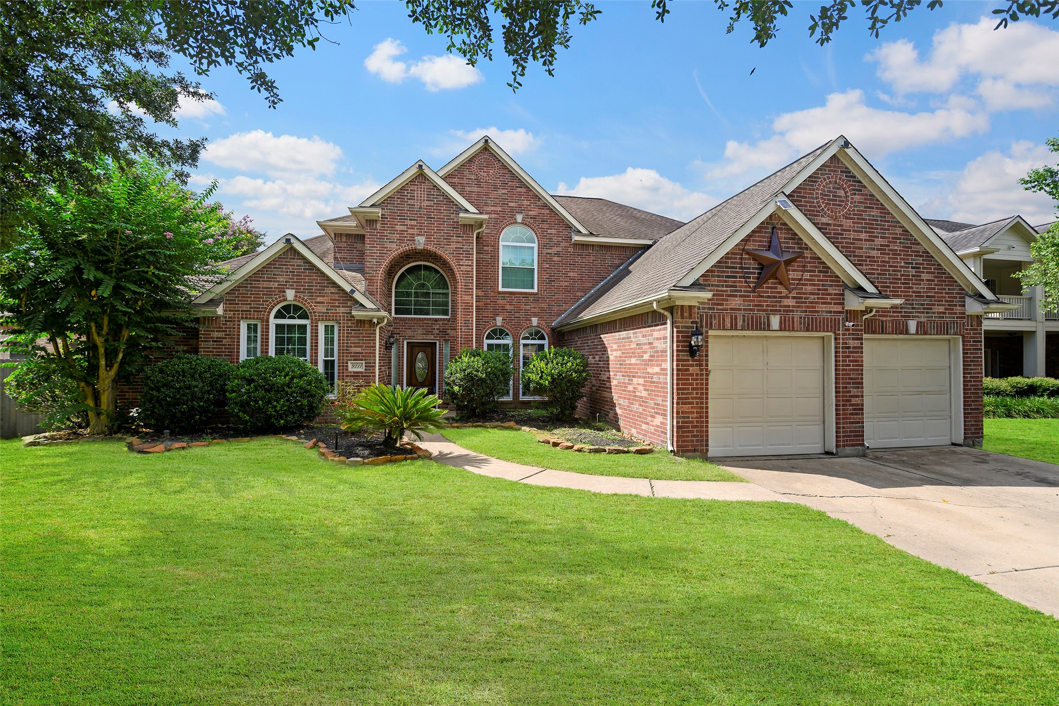 9211 Memorial Grove Drive Property Photo 42