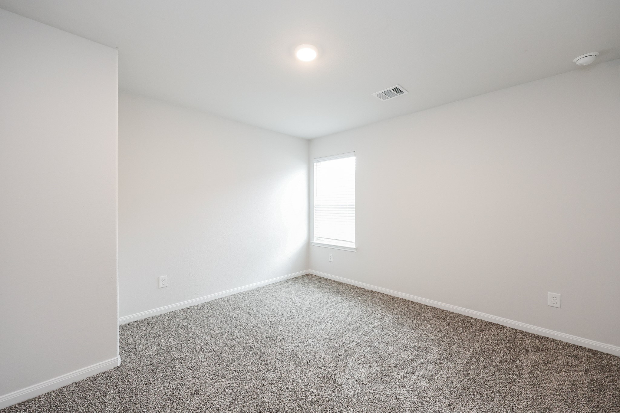 911 Imperial Heights Drive Property Photo 30
