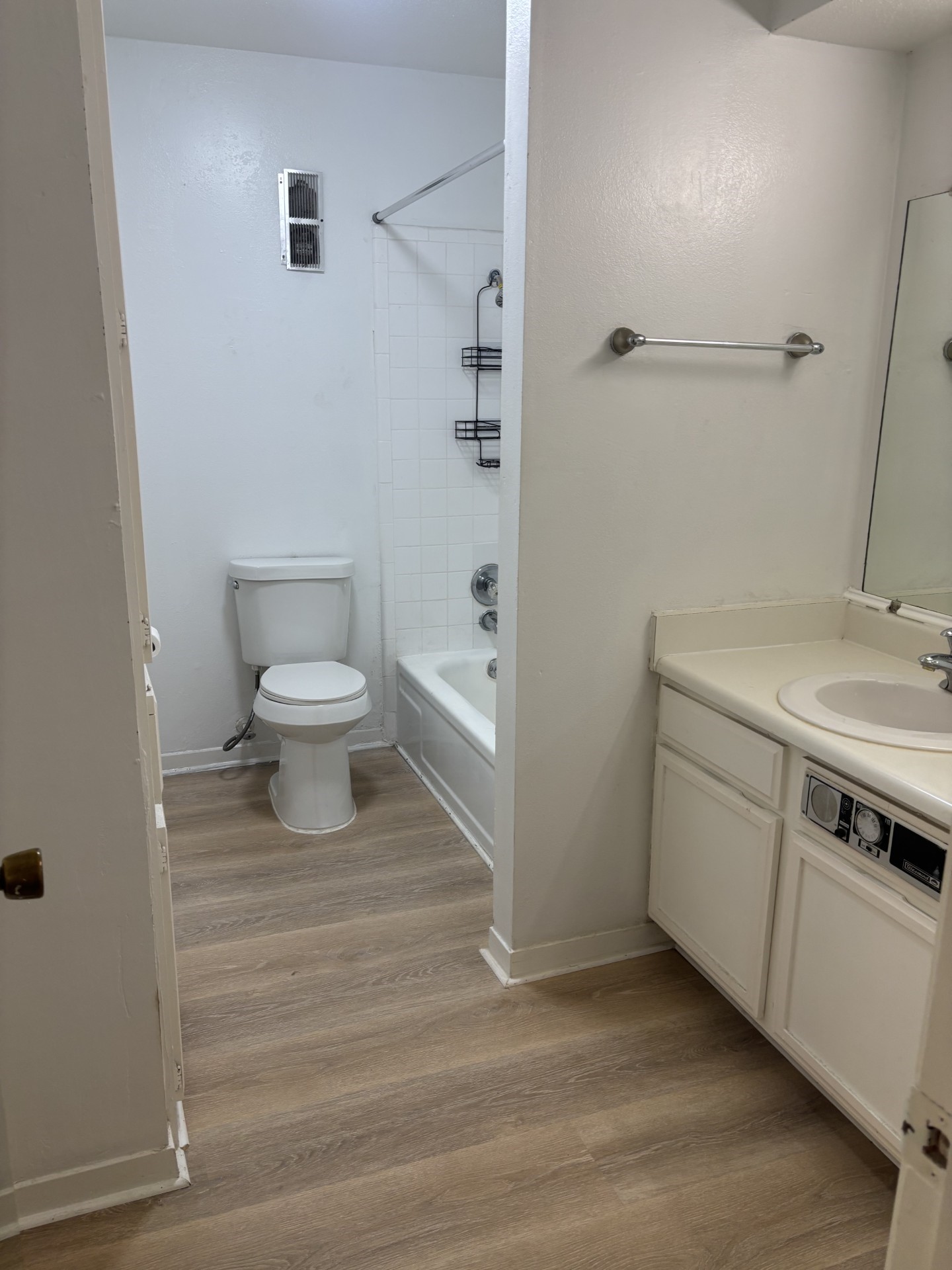 1901 Back Bay Drive Property Photo 12