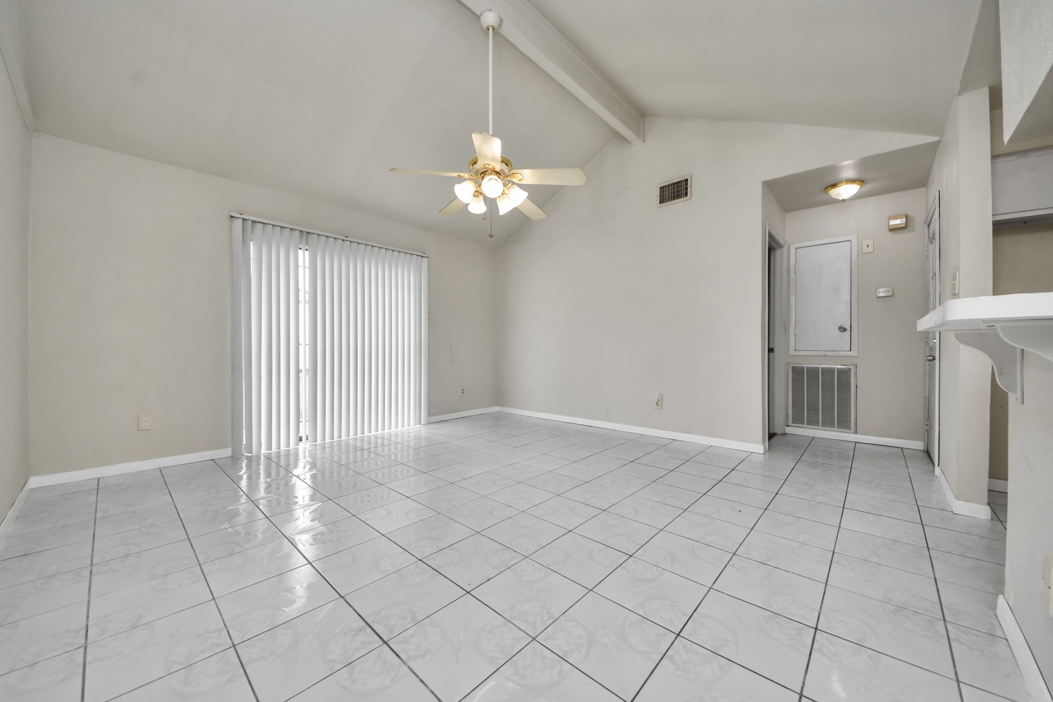 10406 Sagestar Lane Property Photo 3