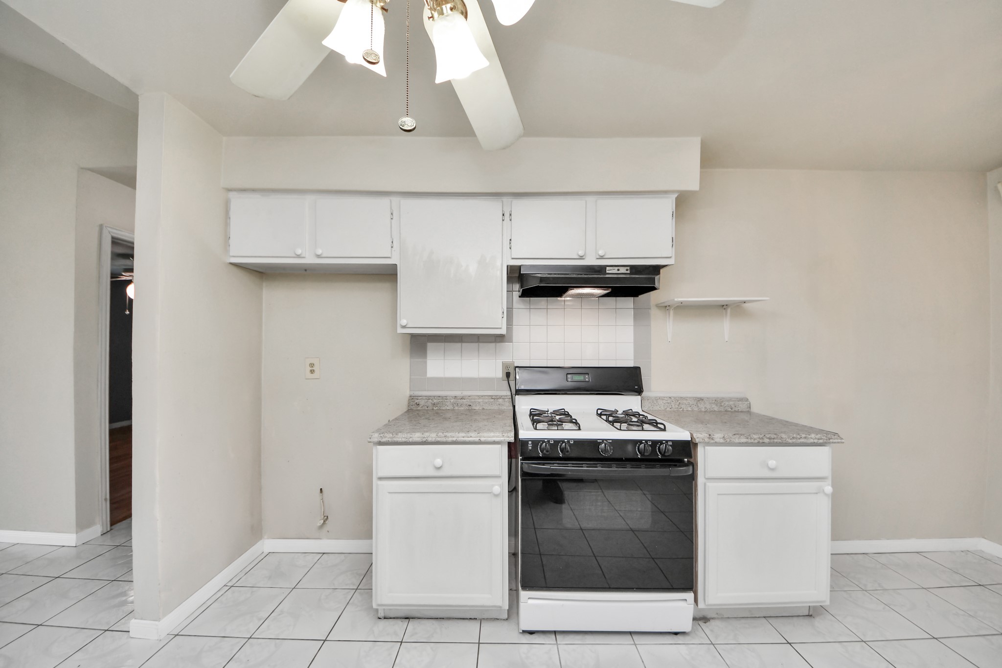 10406 Sagestar Lane Property Photo 17