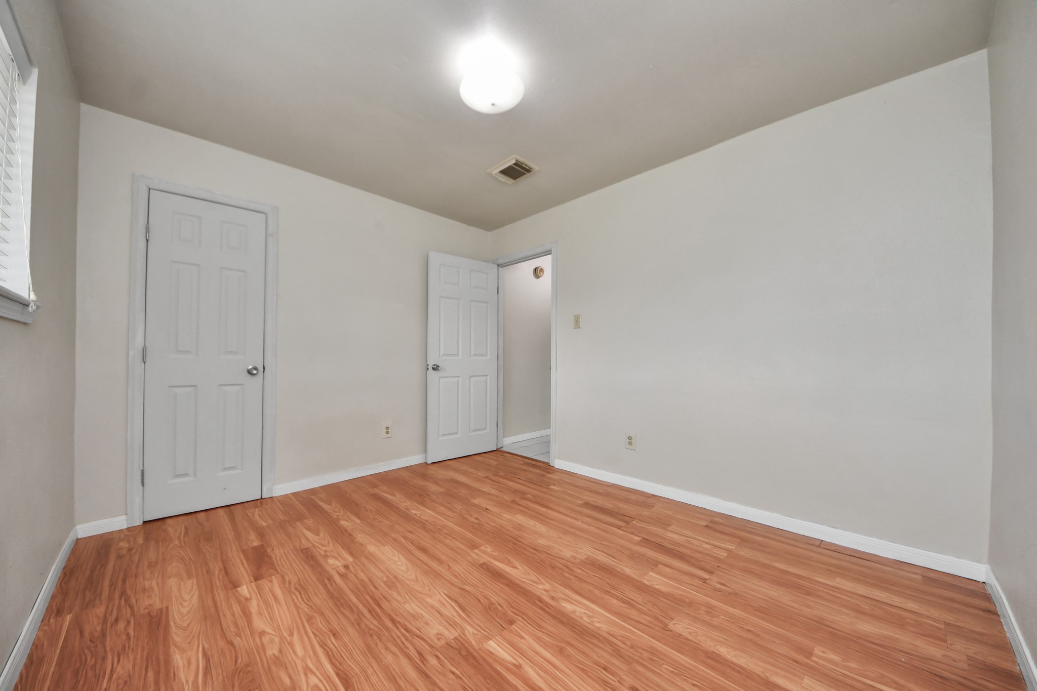 10406 Sagestar Lane Property Photo 28