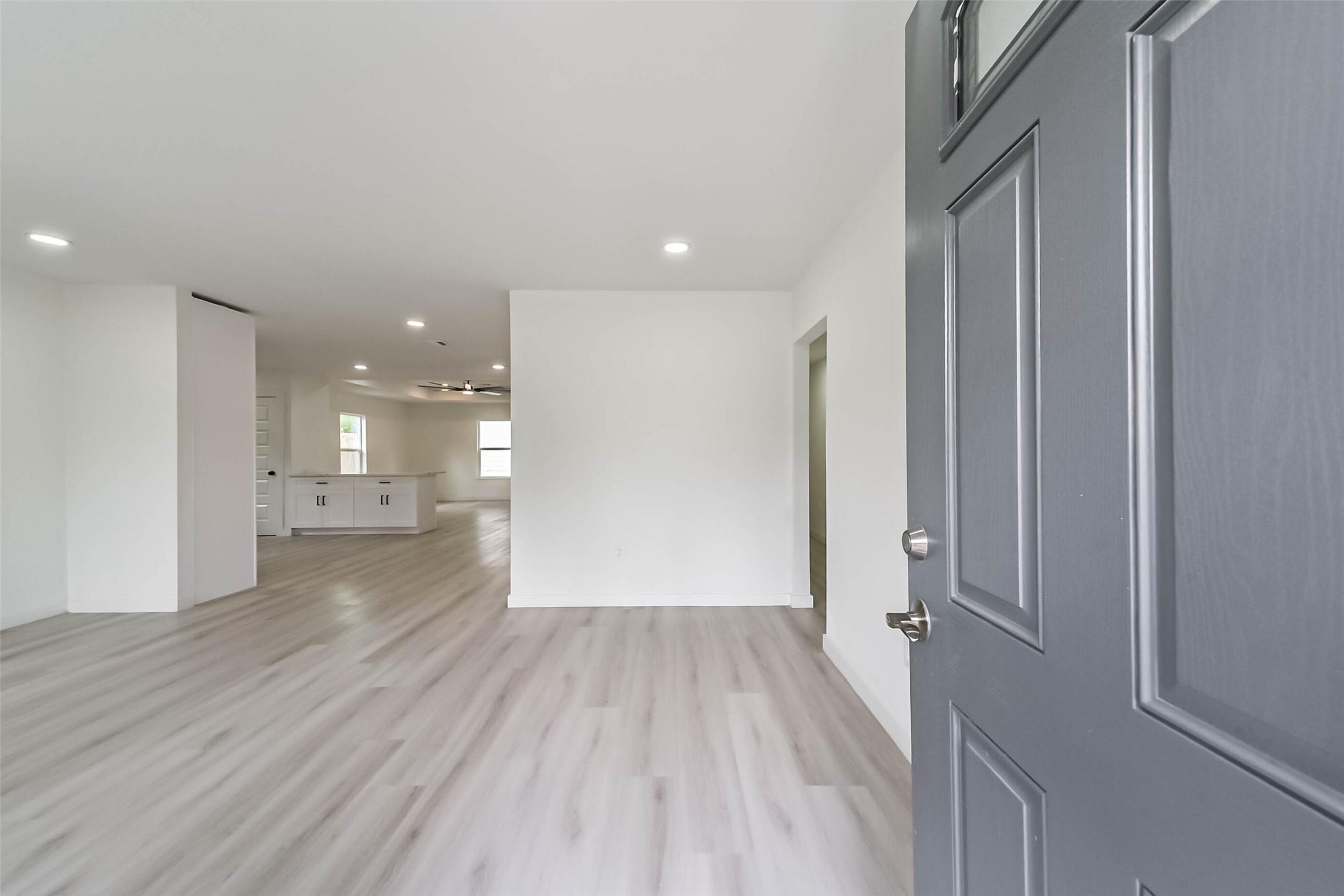 3853 Wentworth Street Property Photo 4